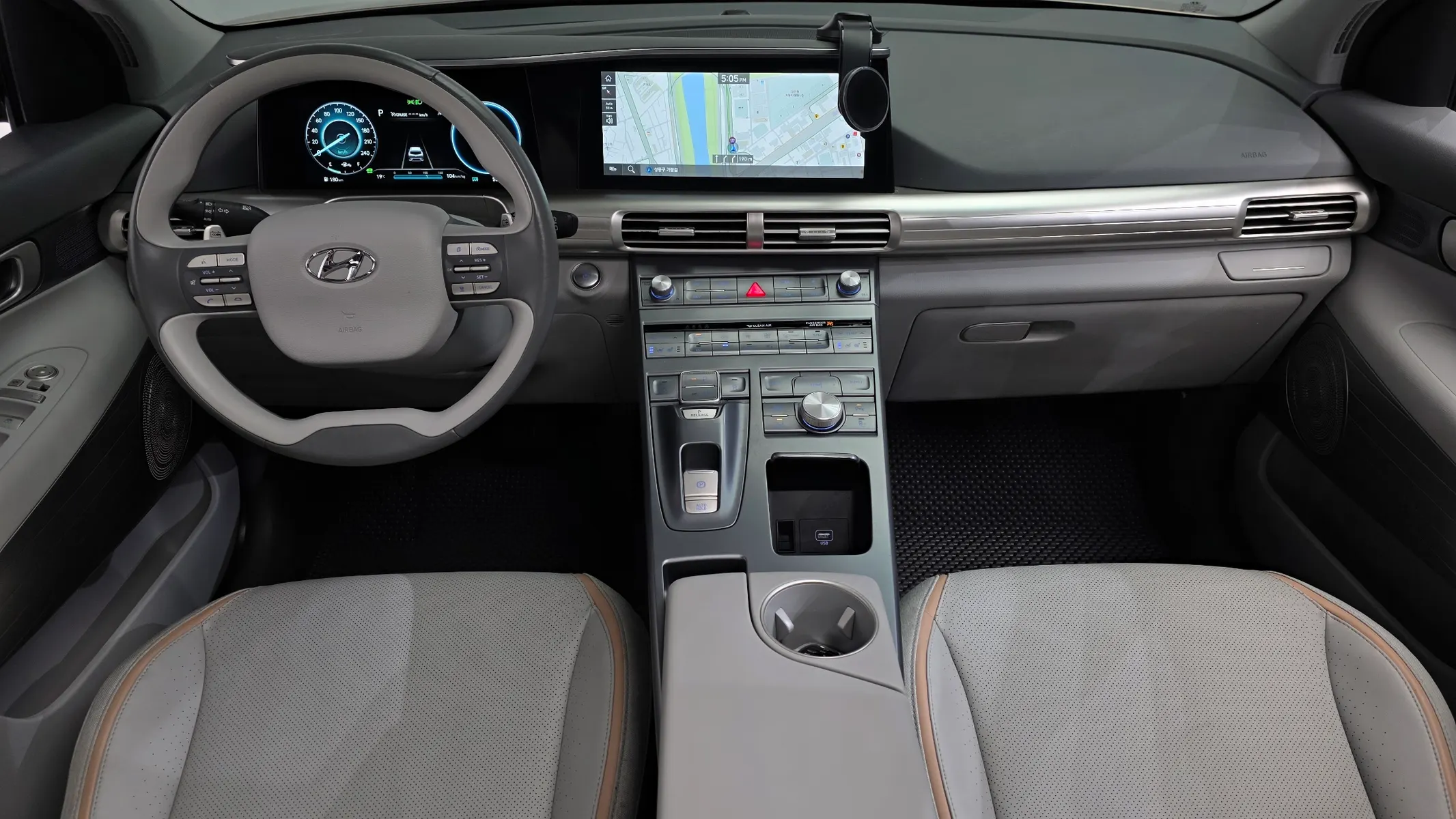 Hyundai 넥쏘 2022 4/5