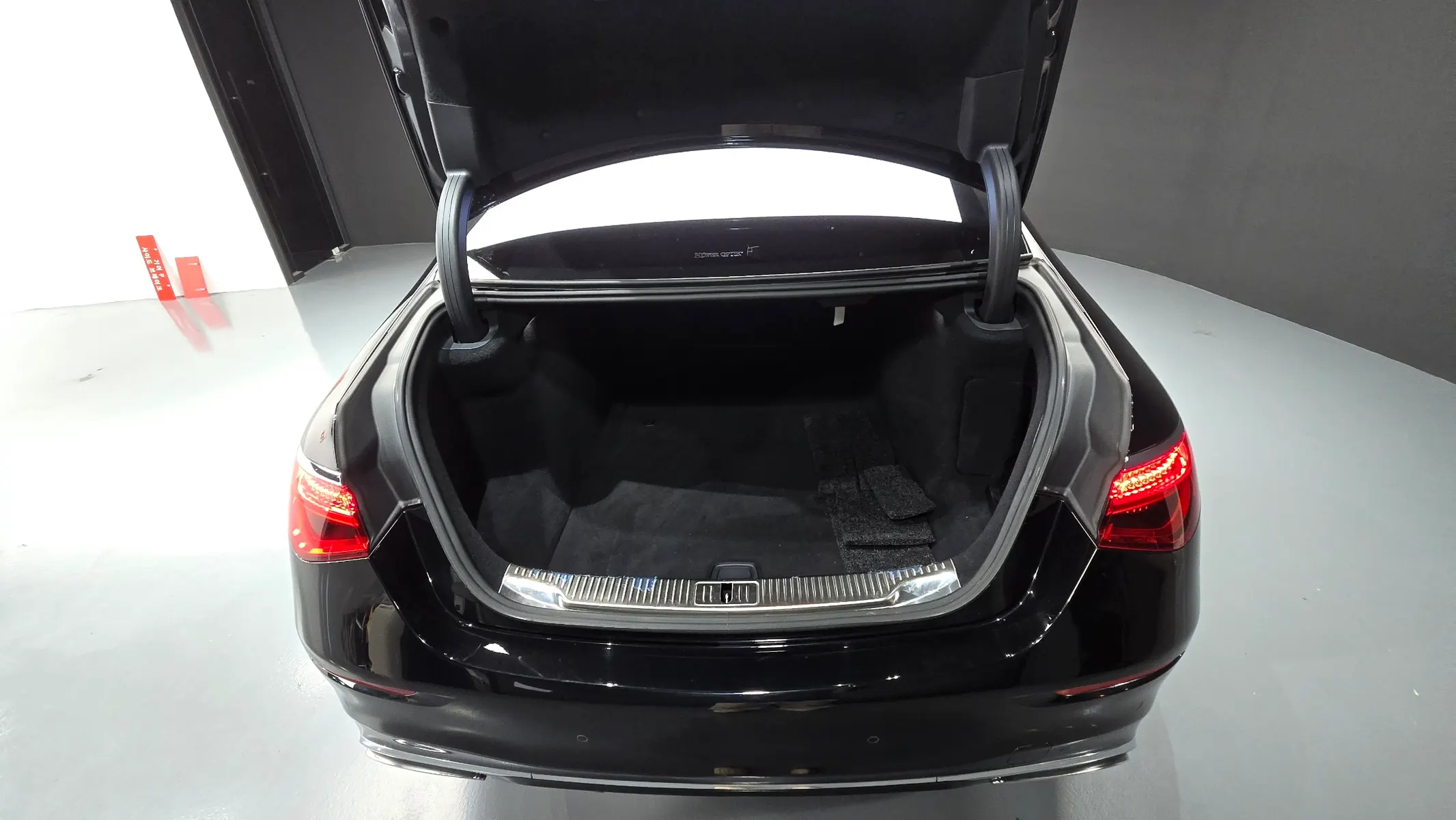 Mercedes-Benz S-Class W223 S500L 4MATIC 2022 30/31