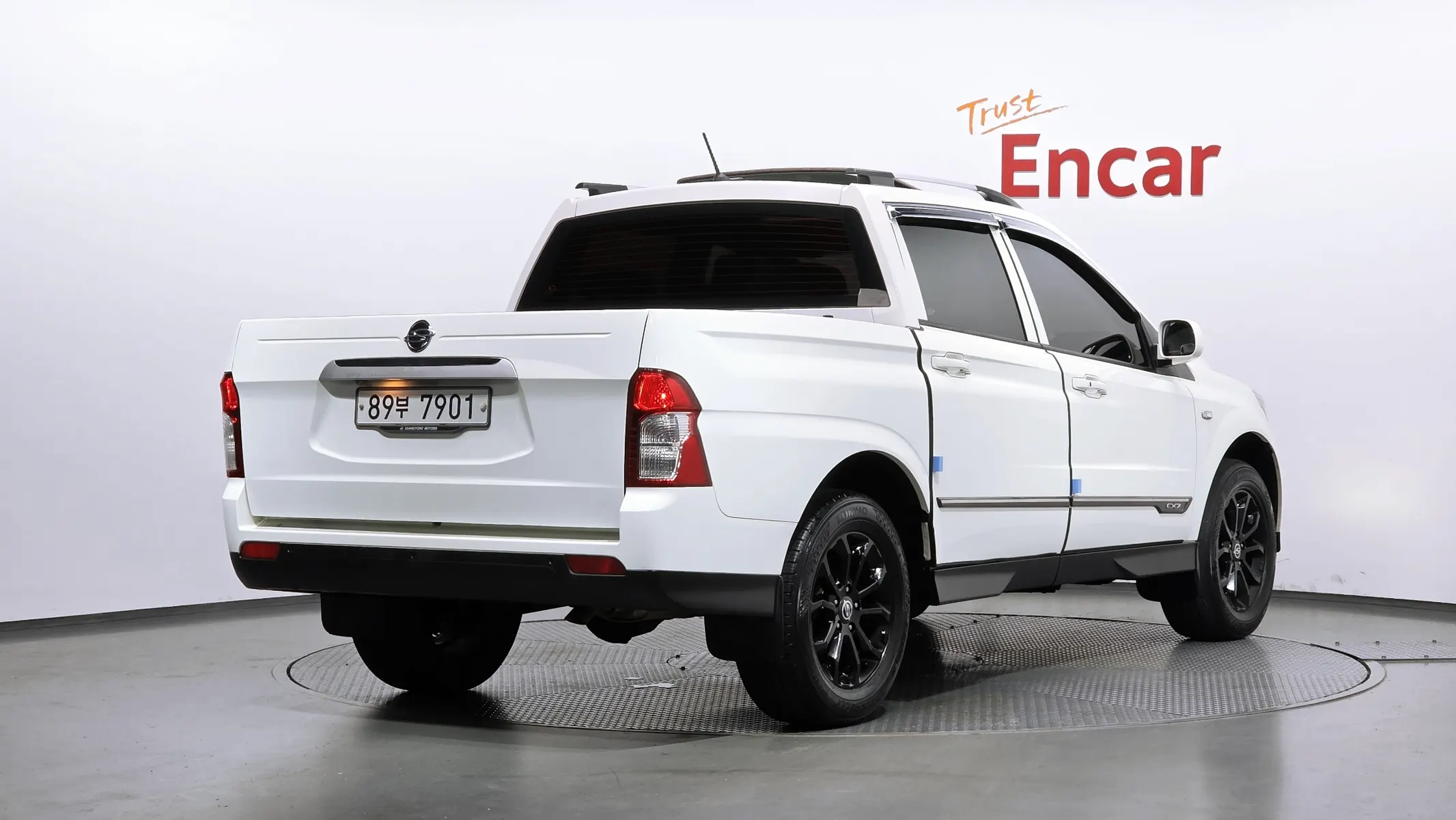 KG Mobility 코란도 스포츠 2.2 CX7 4WD 2016 2/33