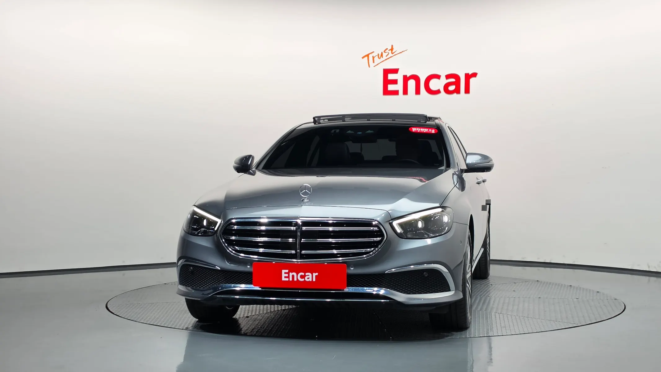 Mercedes-Benz E-Class W213 E350 4MATIC 2023 2/35