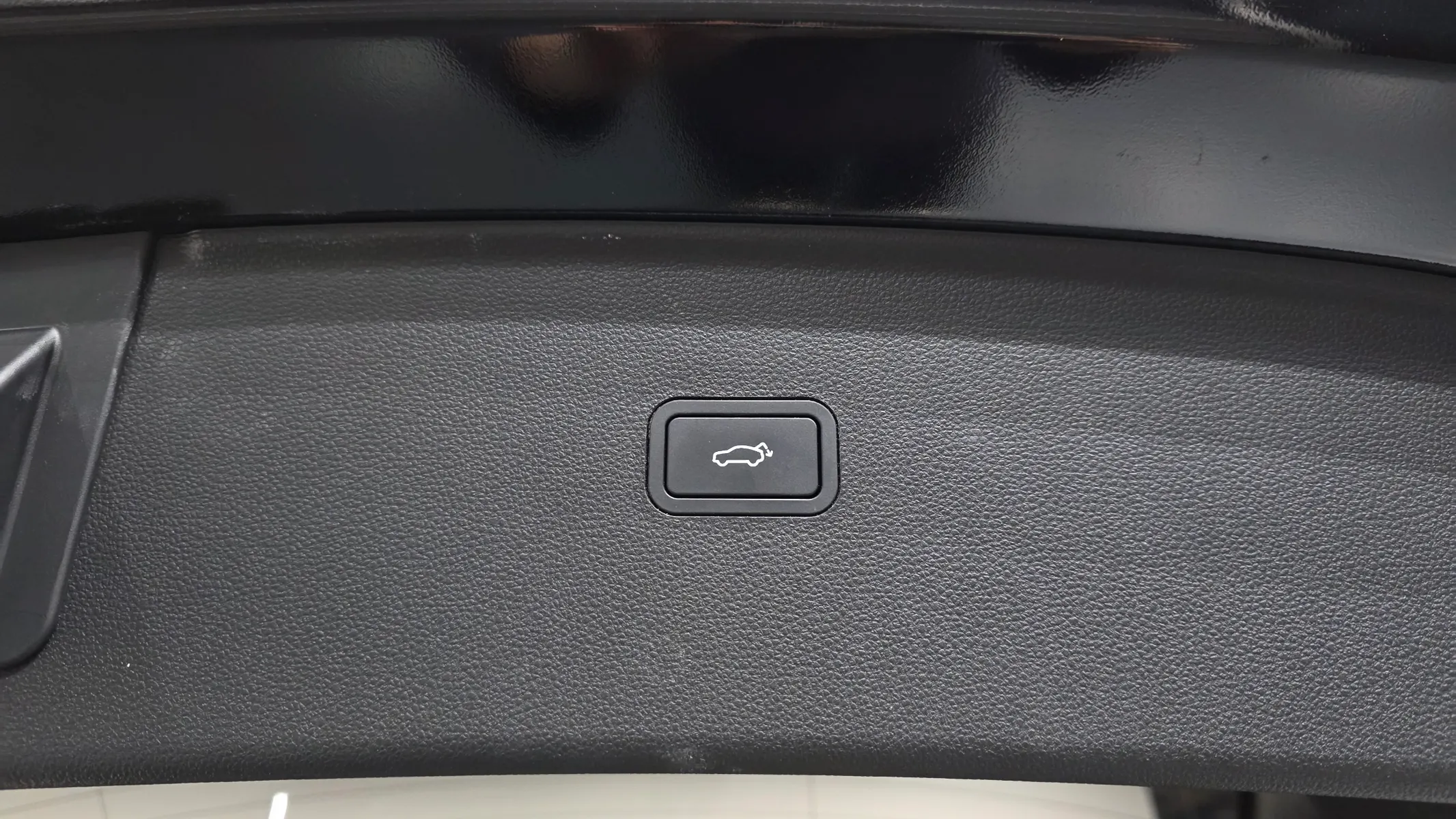 Renault Korea 필랑트 1.5 E-TECH 2WD 2026 35/36