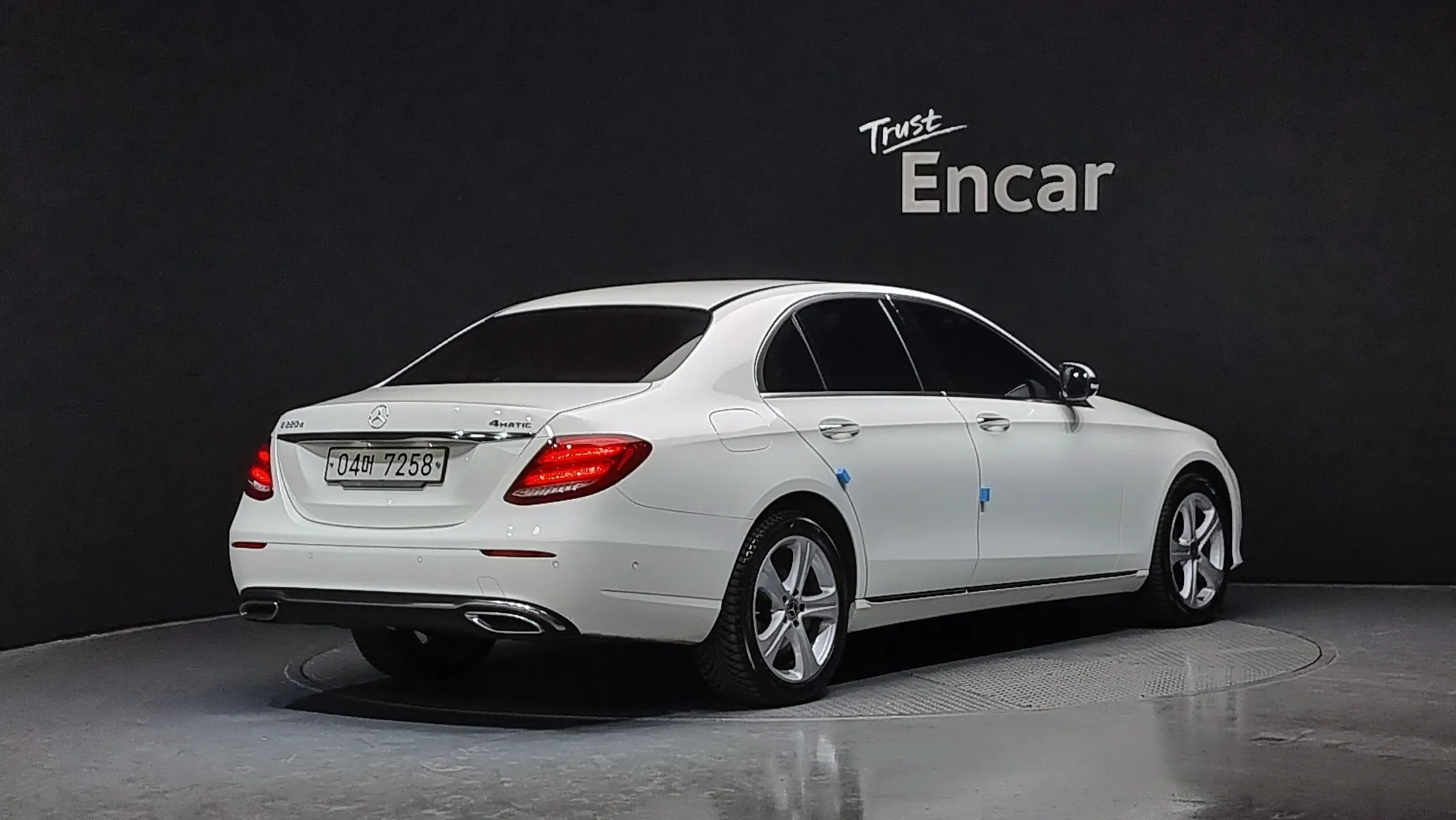 Mercedes-Benz E-Class W213 E220d 4MATIC 2018 2/21