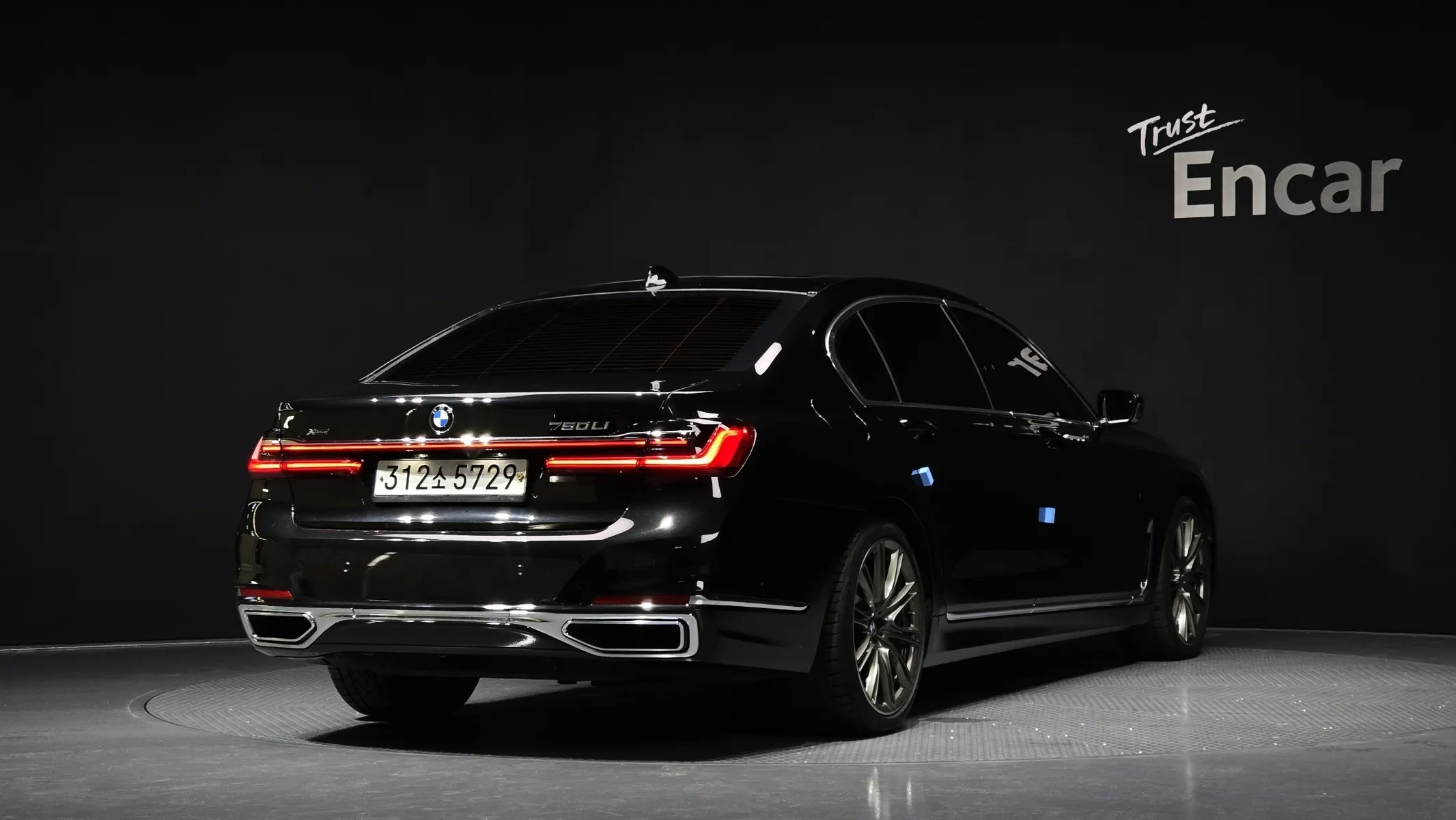 BMW 7 Series (G11) 750Li xDrive 2019 2/21