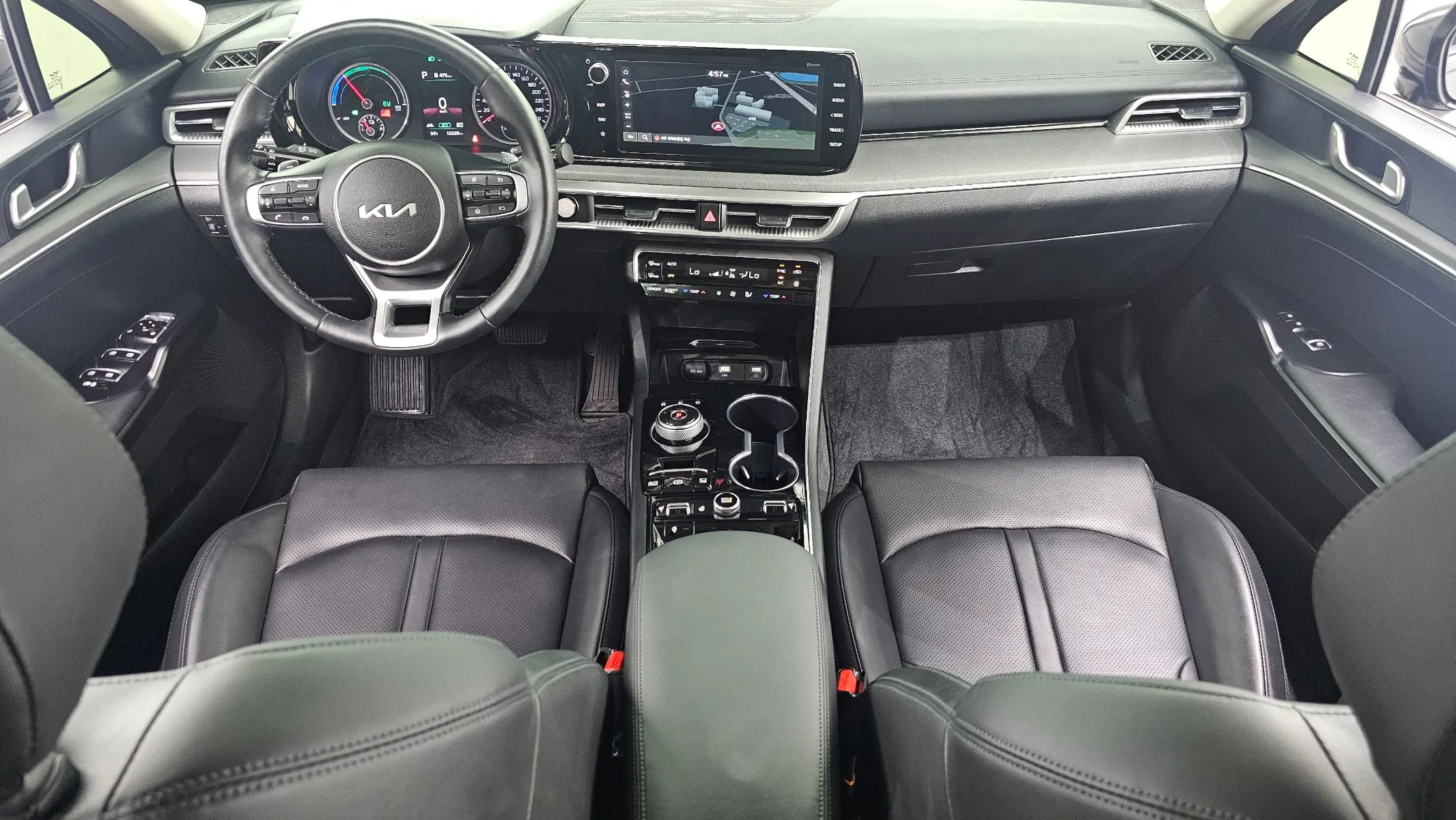 Kia K5 3 2023 4/5