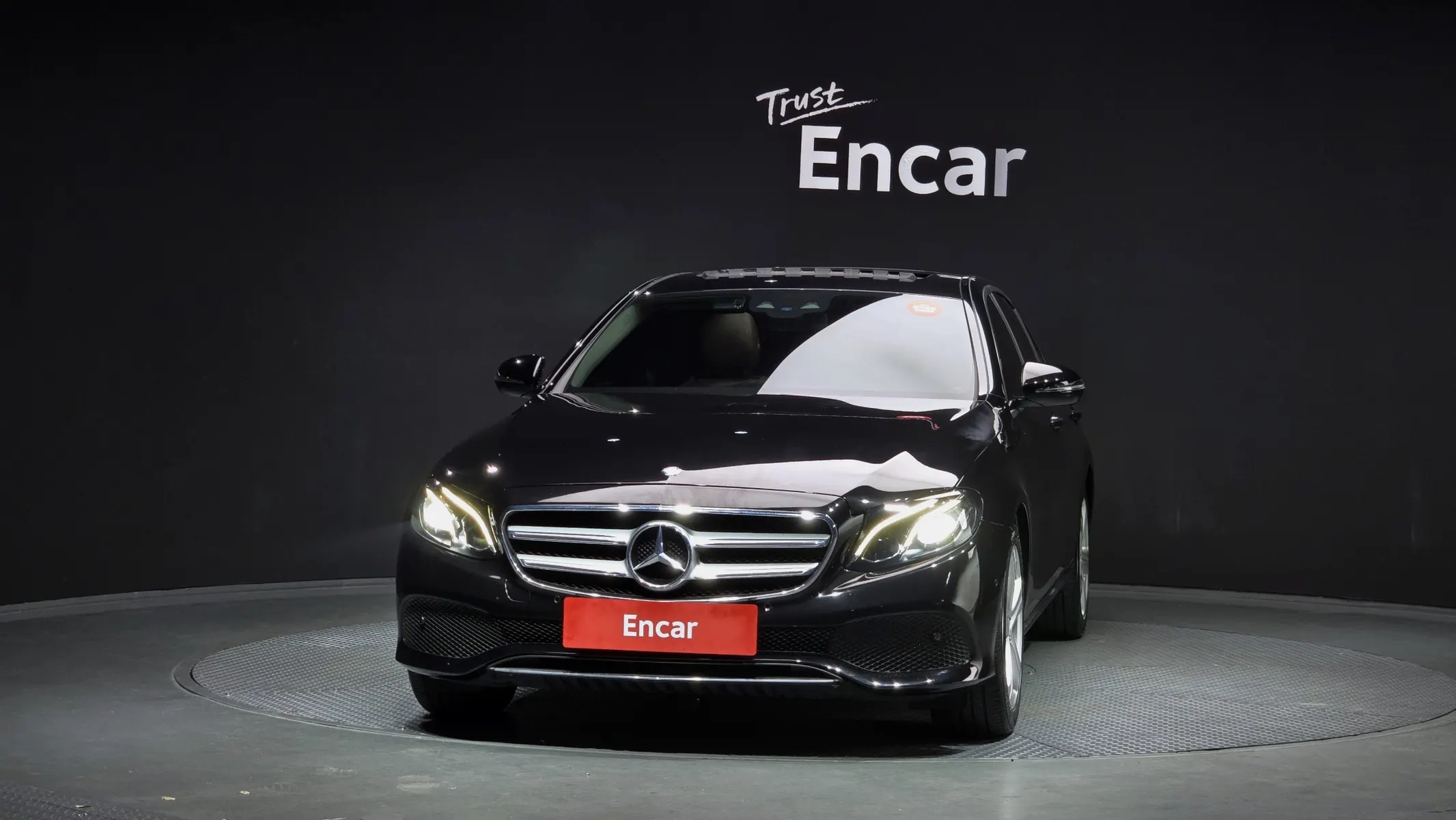 Mercedes-Benz E-Class W213 E200 2017 3/20