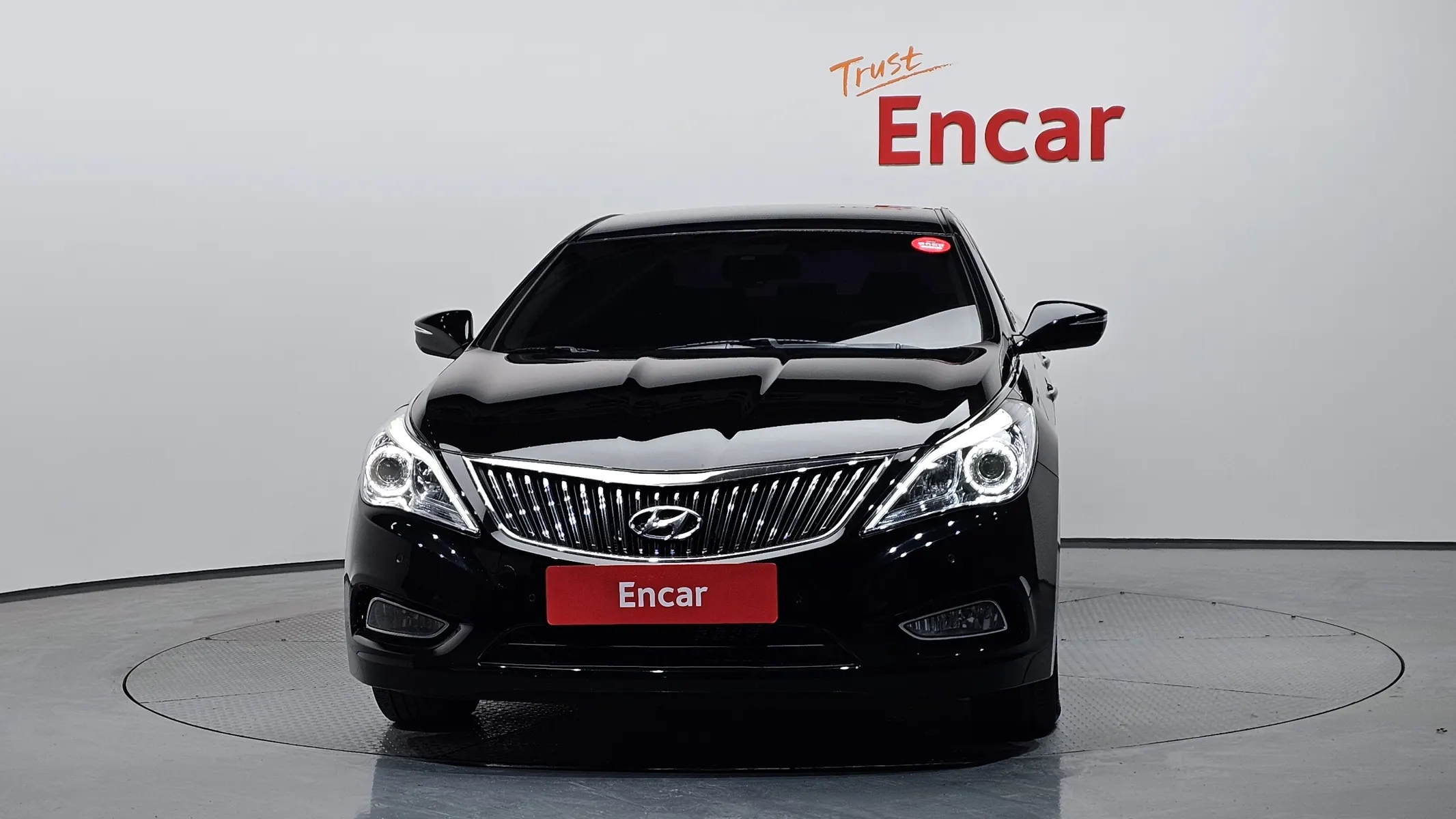 Hyundai Grandeur HG HG240 2014 2/5
