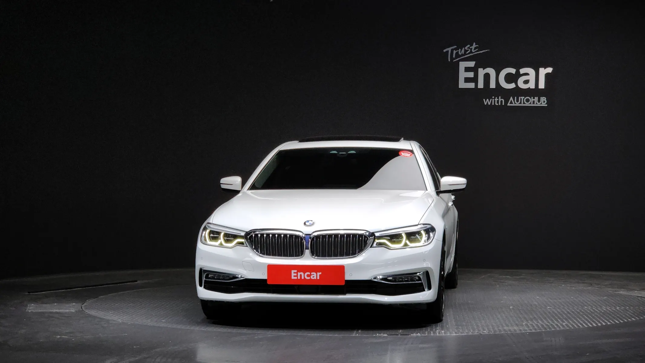 BMW 5 Series (G30) 530i xDrive 2018 3/21
