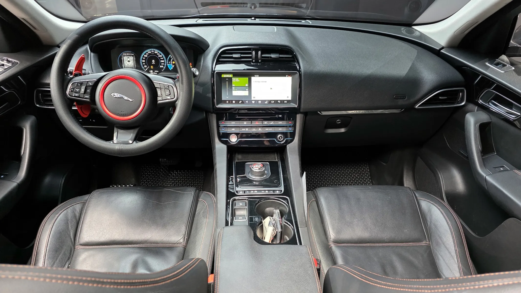 Jaguar F-PACE 20d 2016 4/5