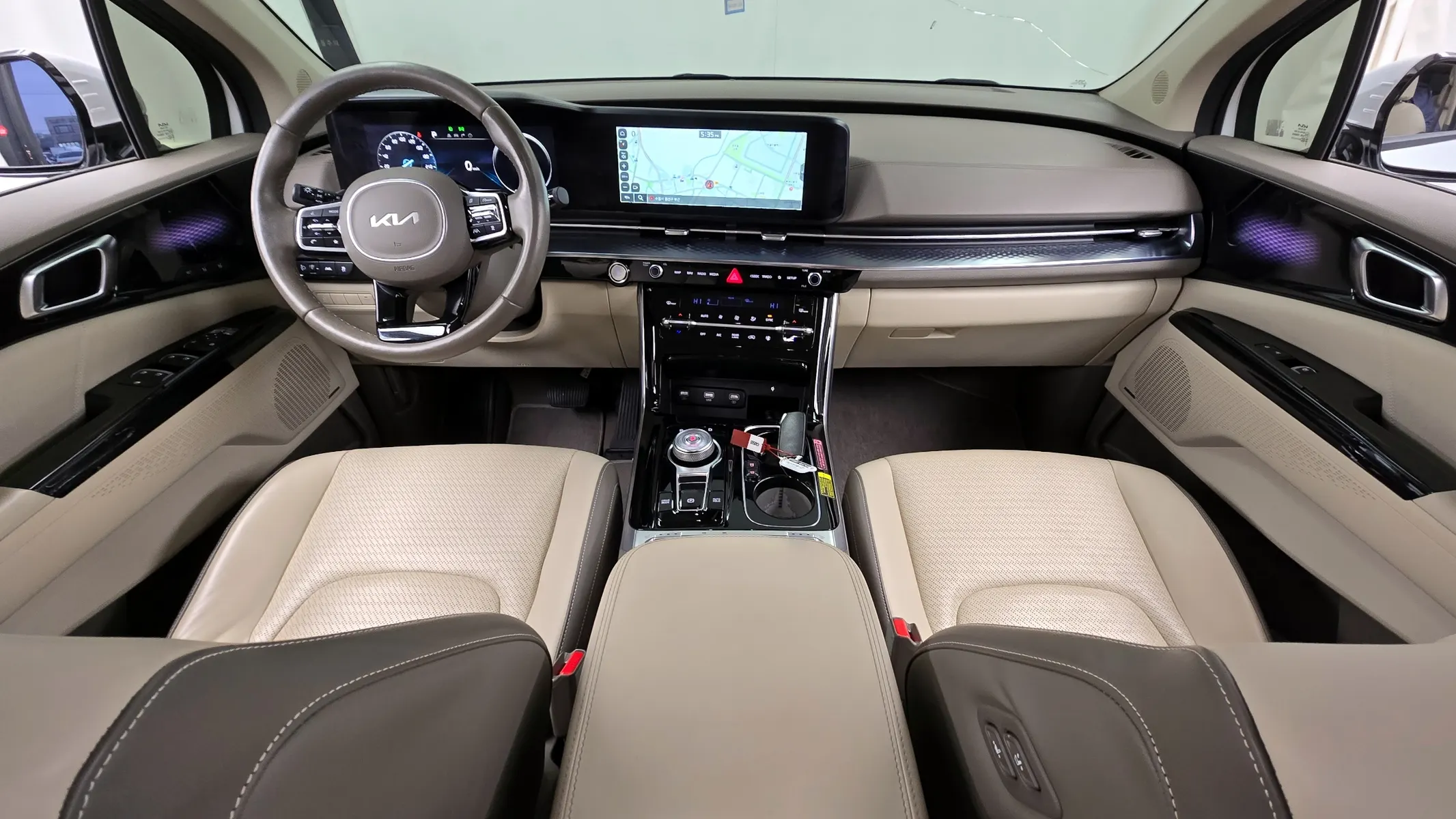 Kia Carnival 9 2021 4/5