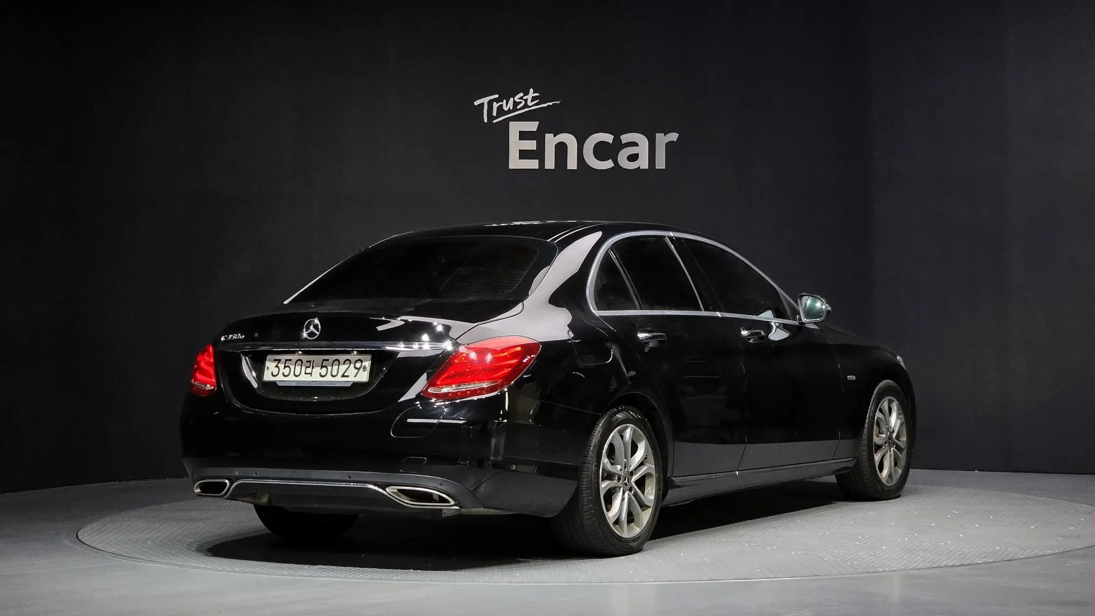 Mercedes-Benz C-Class W205 C350e 2018 2/21