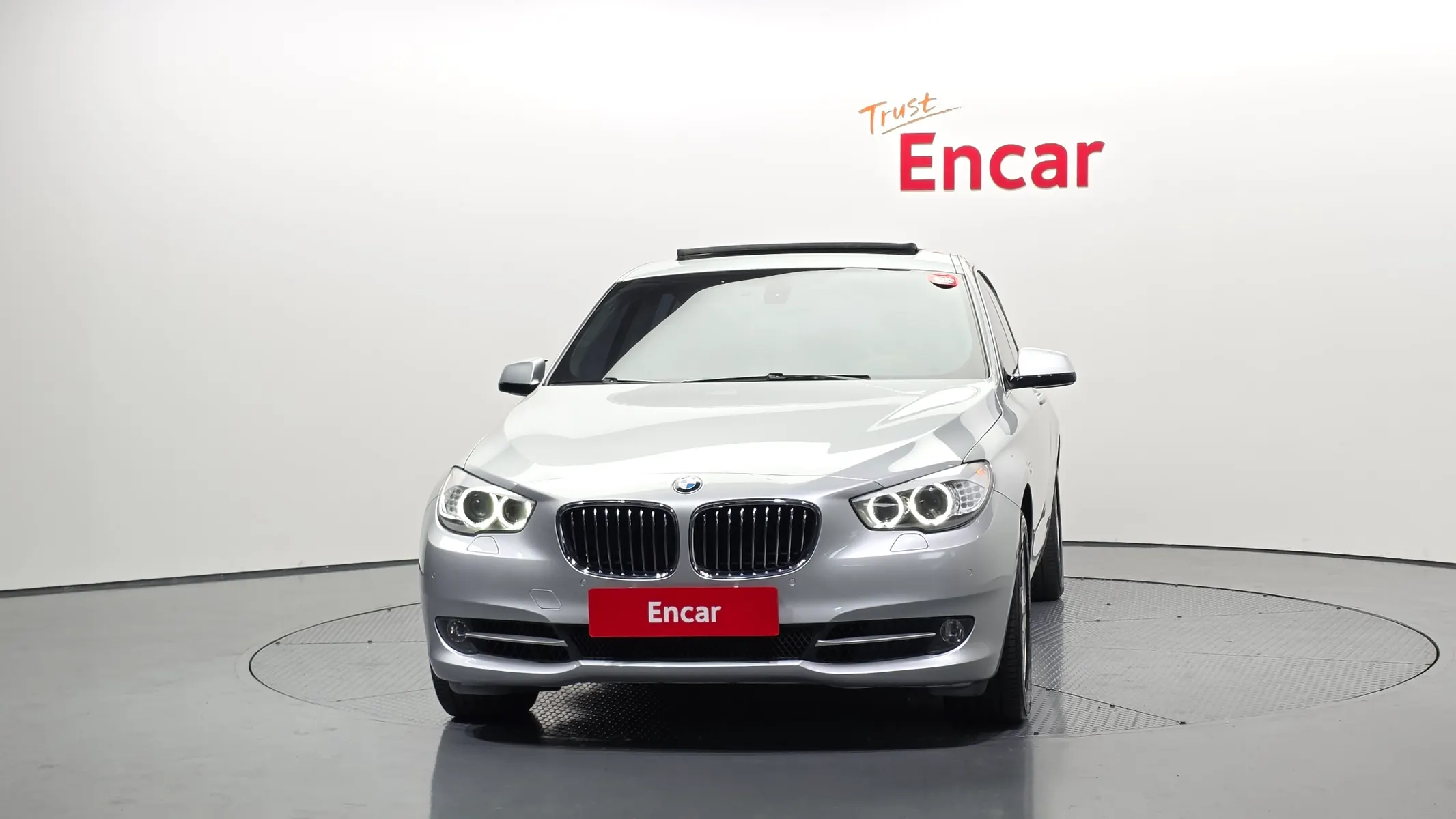 BMW 5 Series GT (F07) GT 2011 3/21