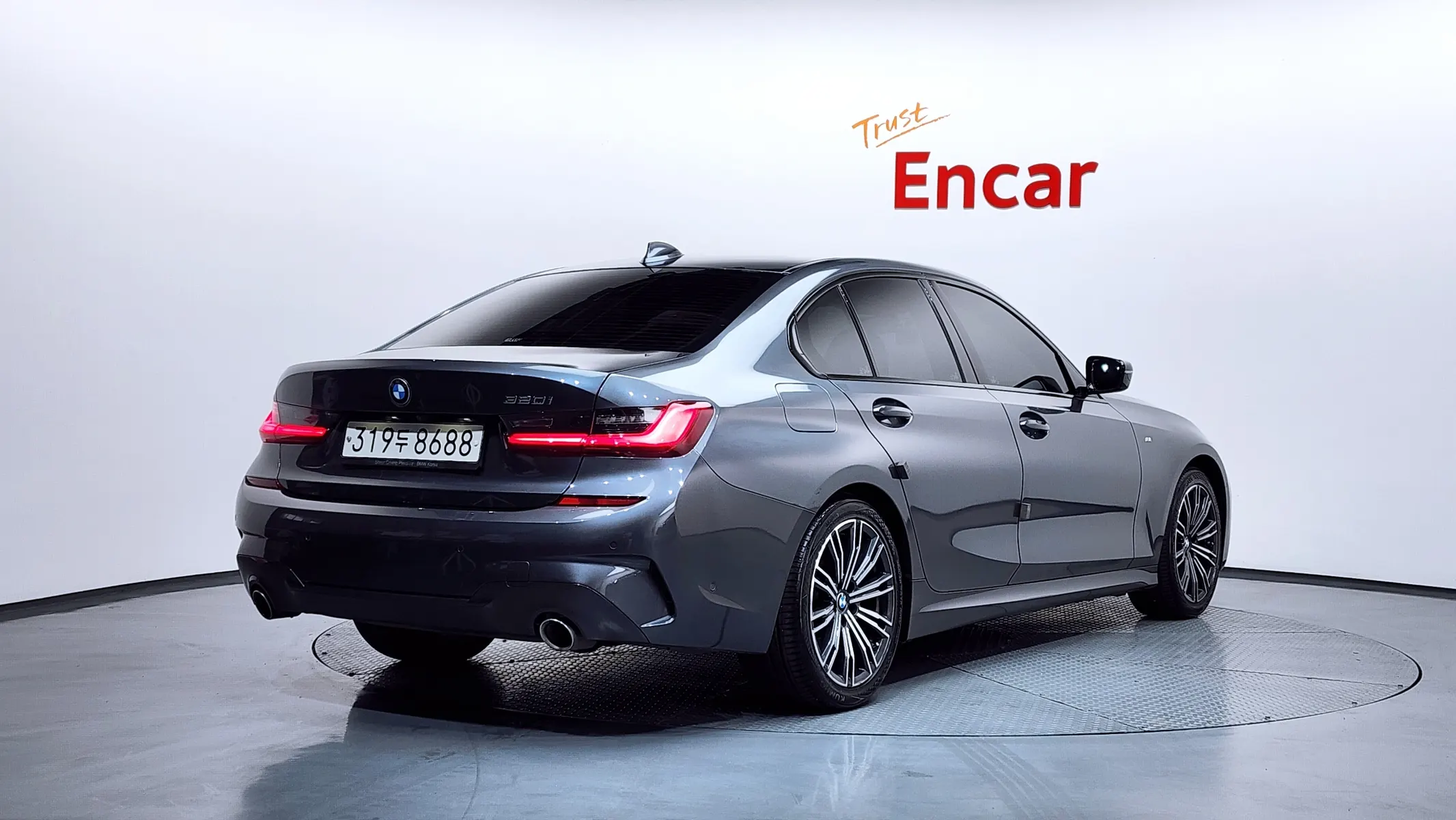 BMW 3 Series (G20) 320i M 2020 2/21