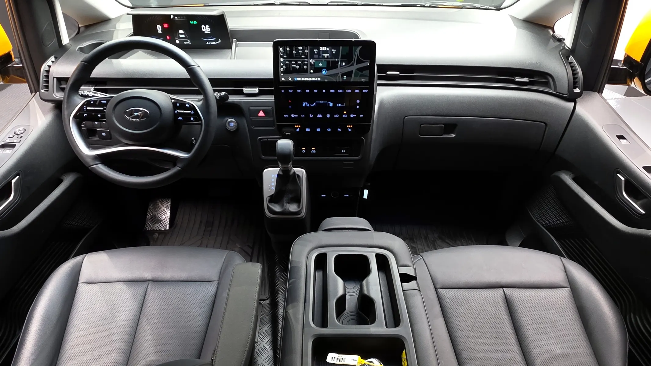 Hyundai Staria L3.5 2024 4/5