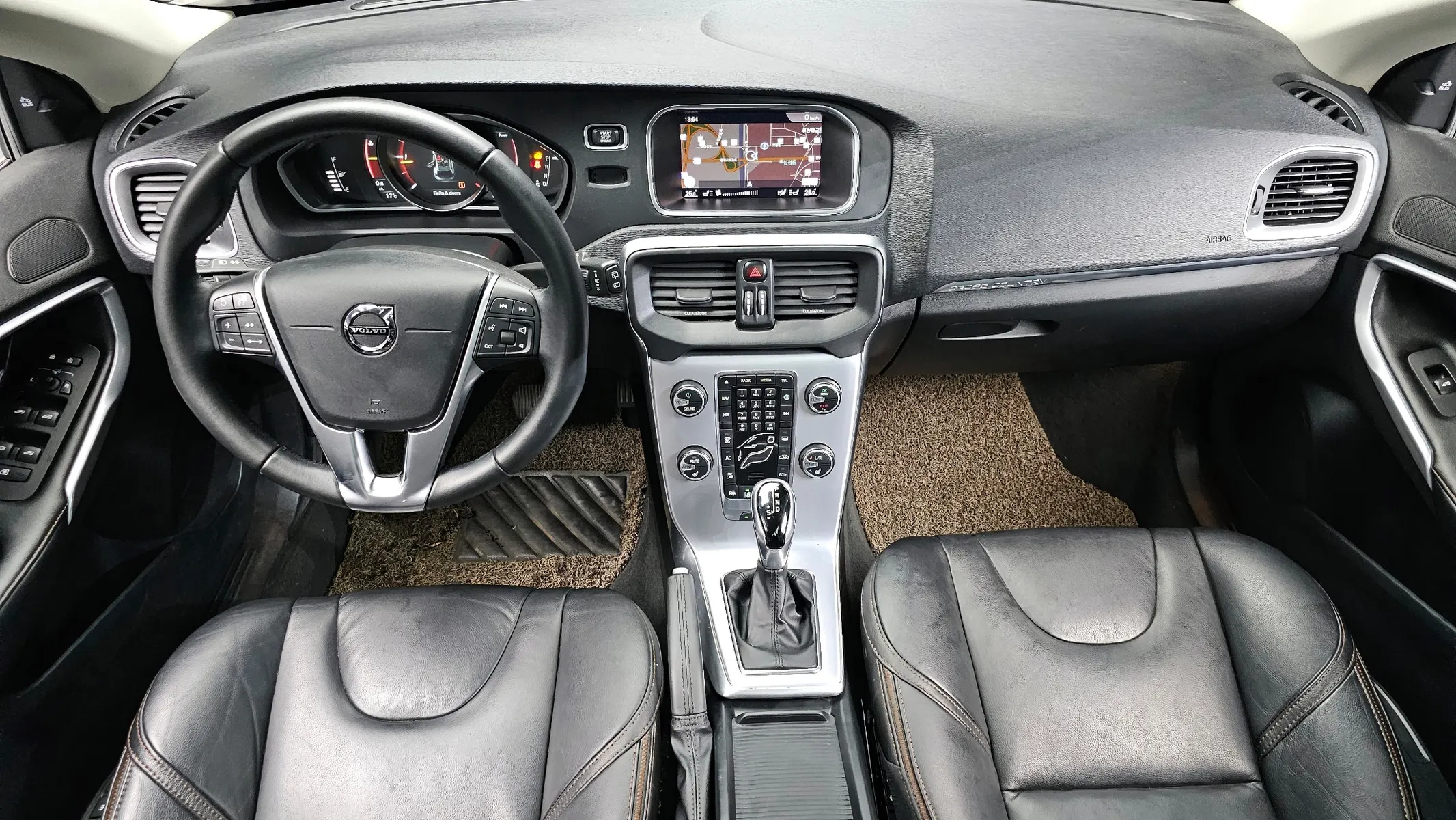 Volvo V40 D3 2018 4/5