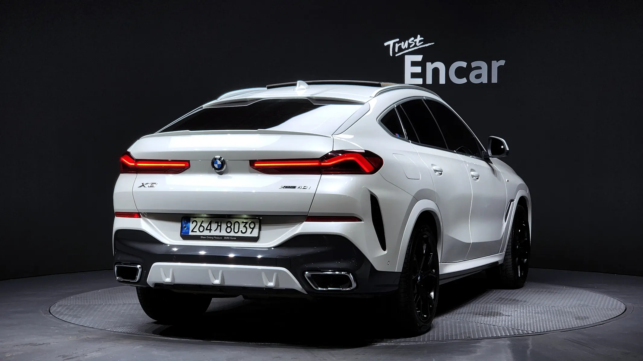 BMW X6 (G06) xDrive40i M 2022 2/21