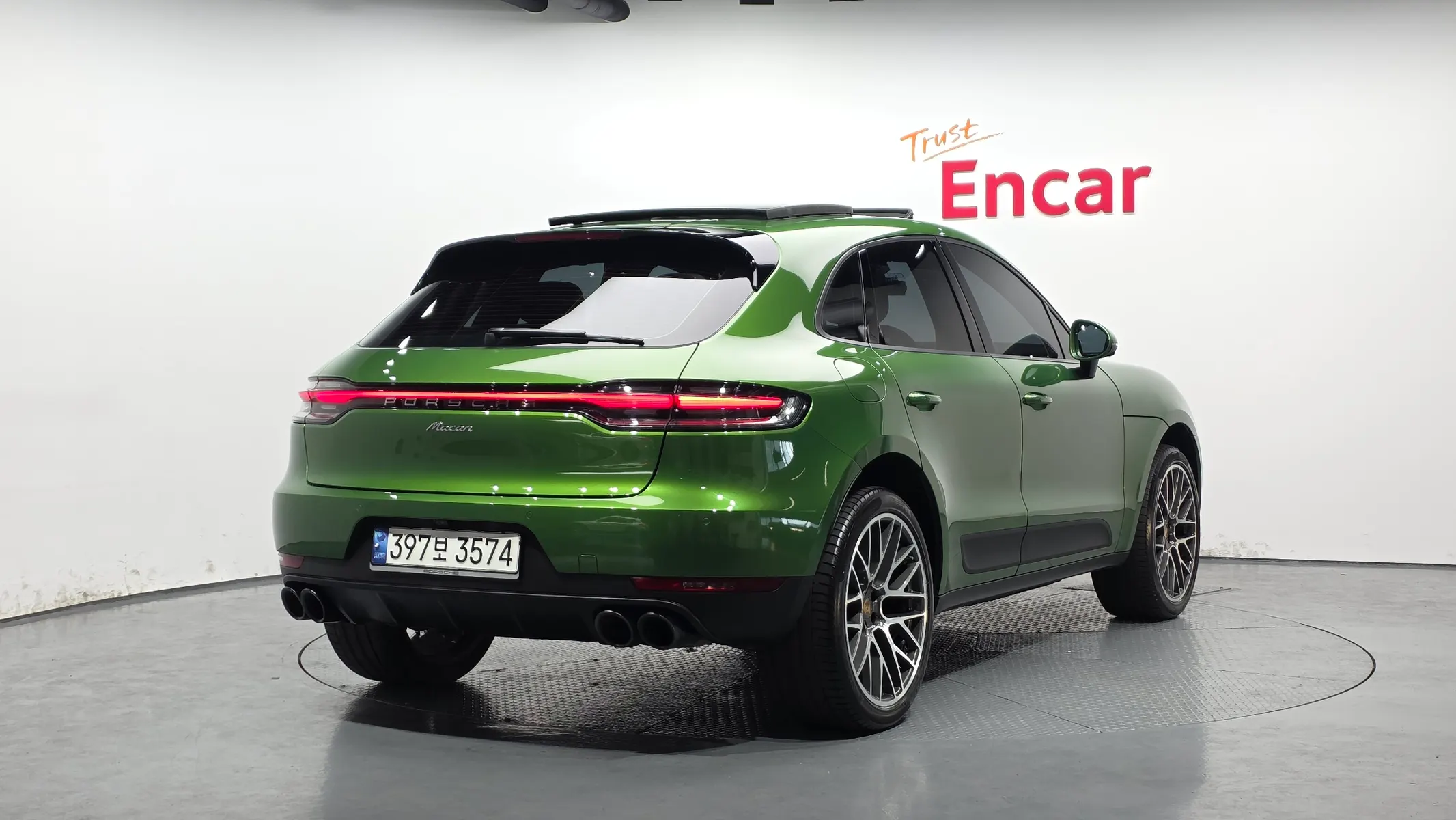 Porsche 마칸 2.0 2021 2/31