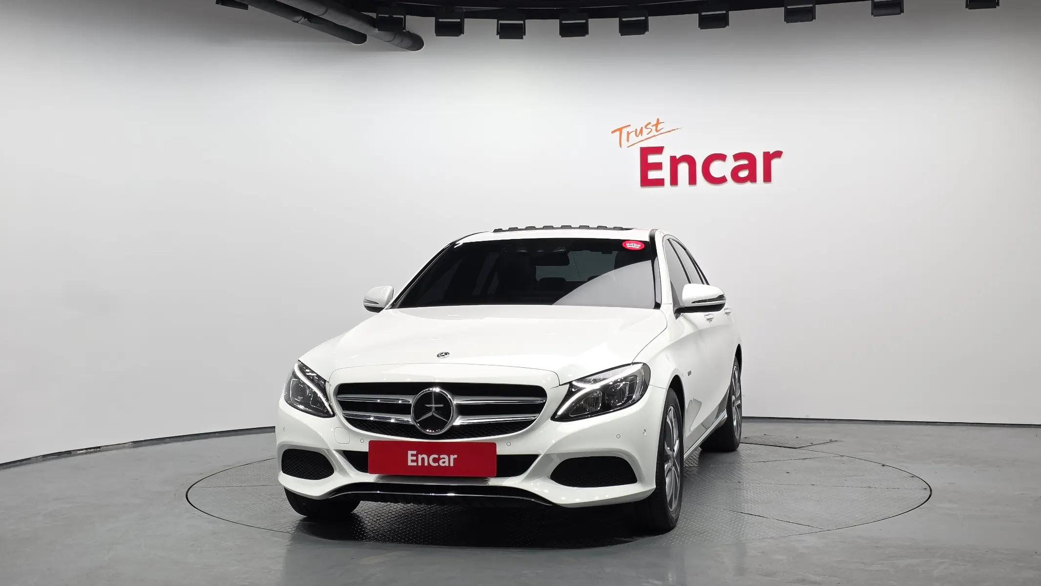 Mercedes-Benz C-Class W205 C350e 2018 3/32