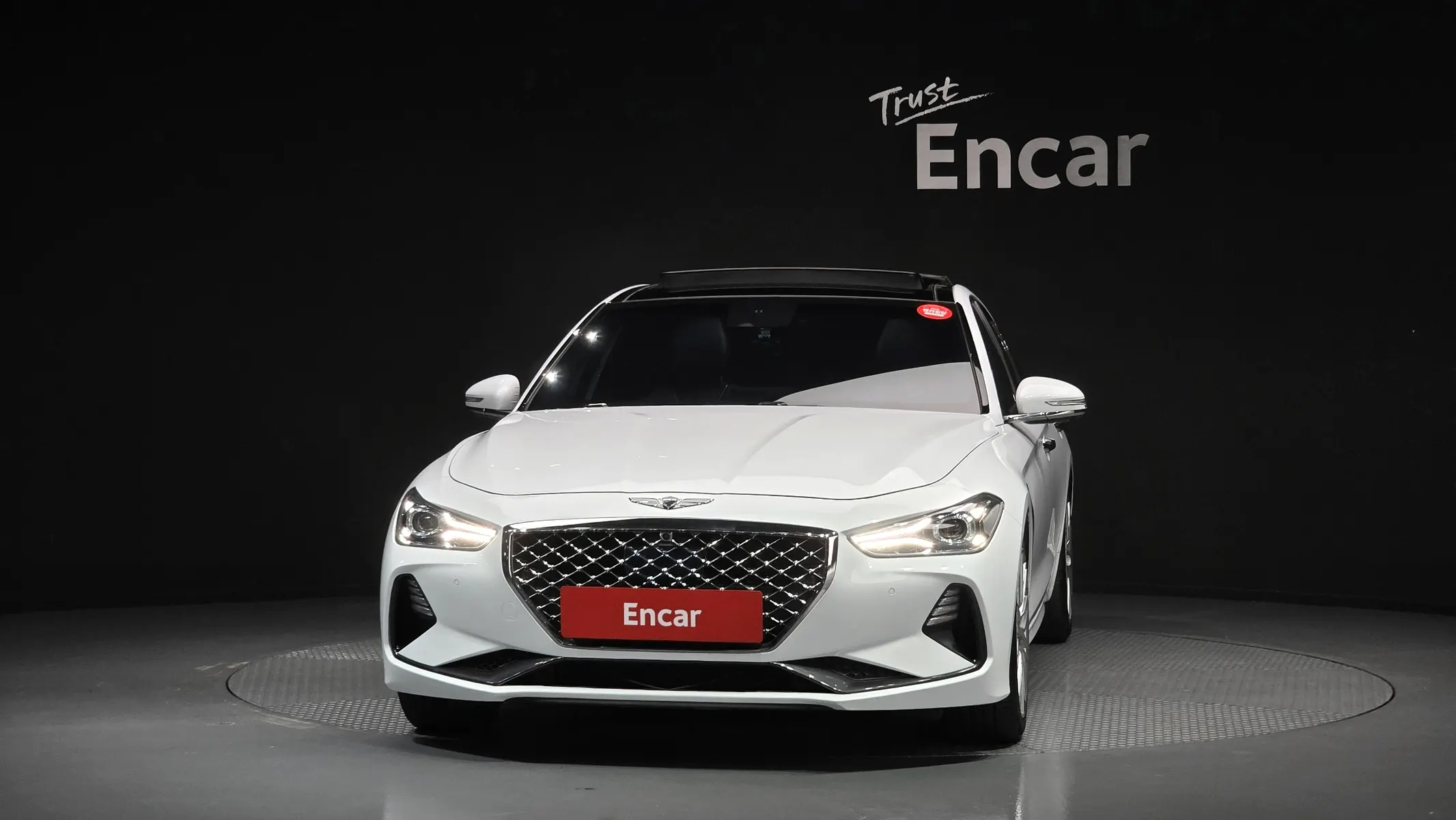 Genesis G70 2.0T 2018 2/5