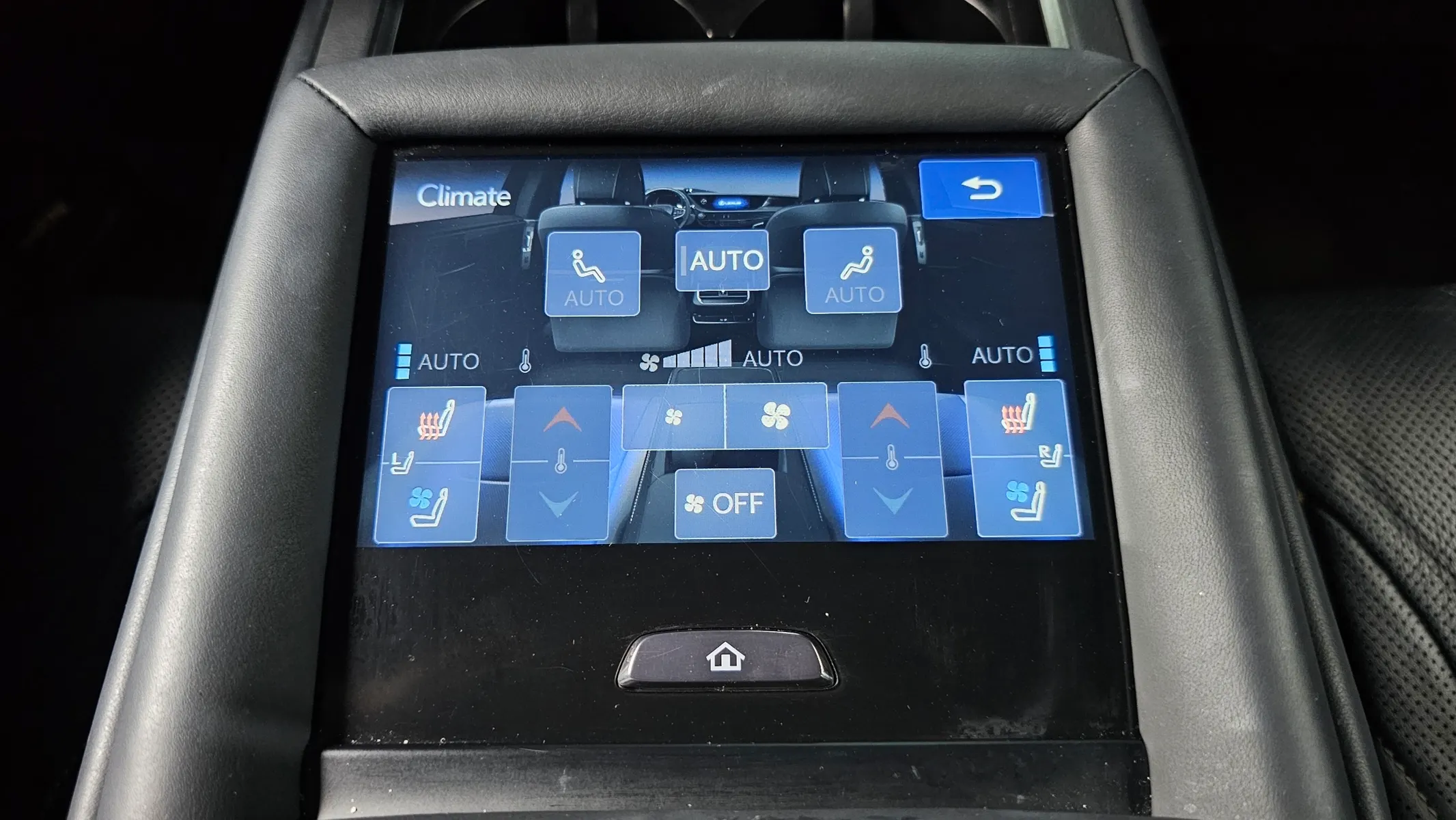 Lexus LS500h 5 3.5 AWD 2018 20/21