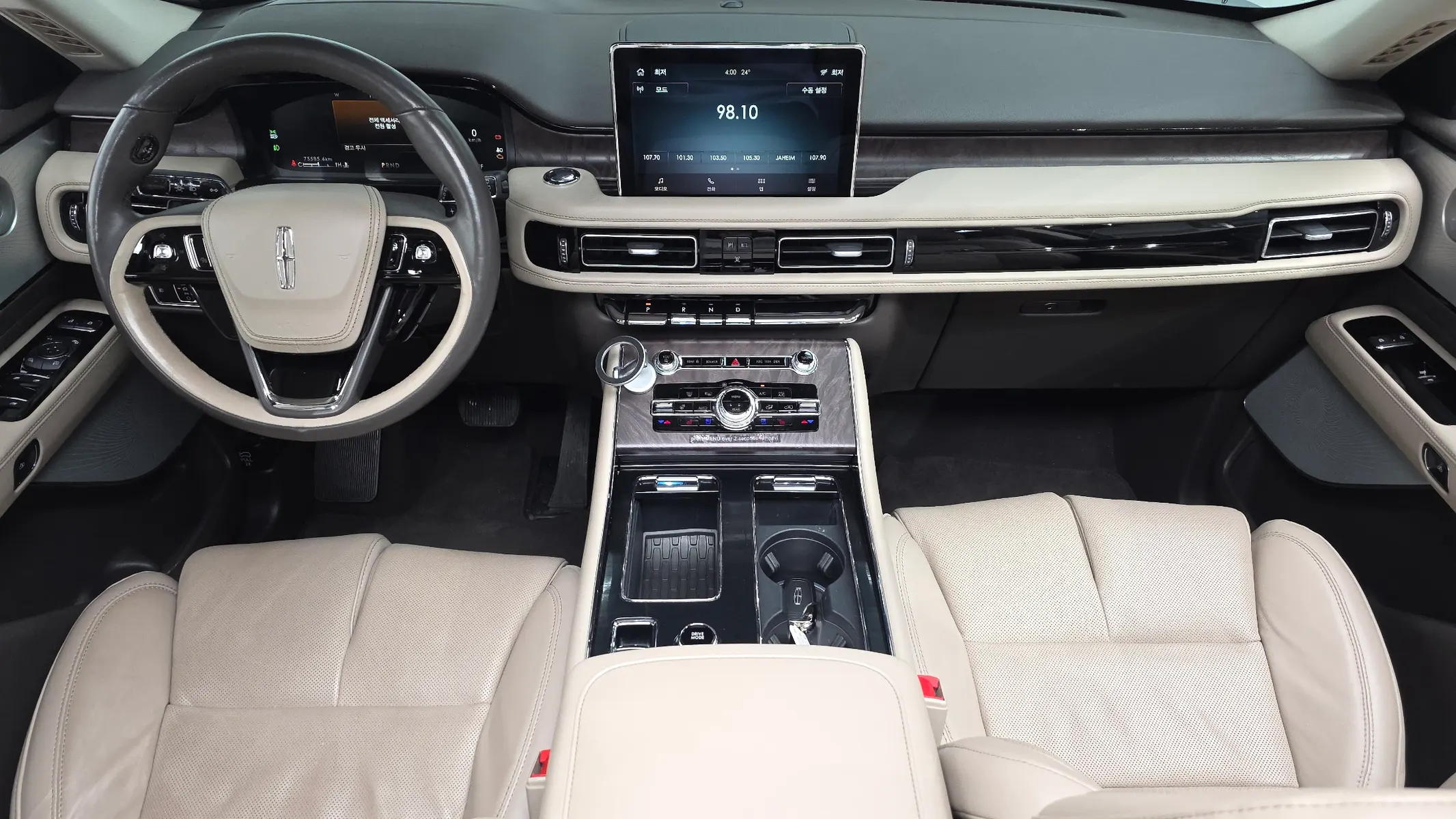 Lincoln 2 3.0 AWD 2022 3/5