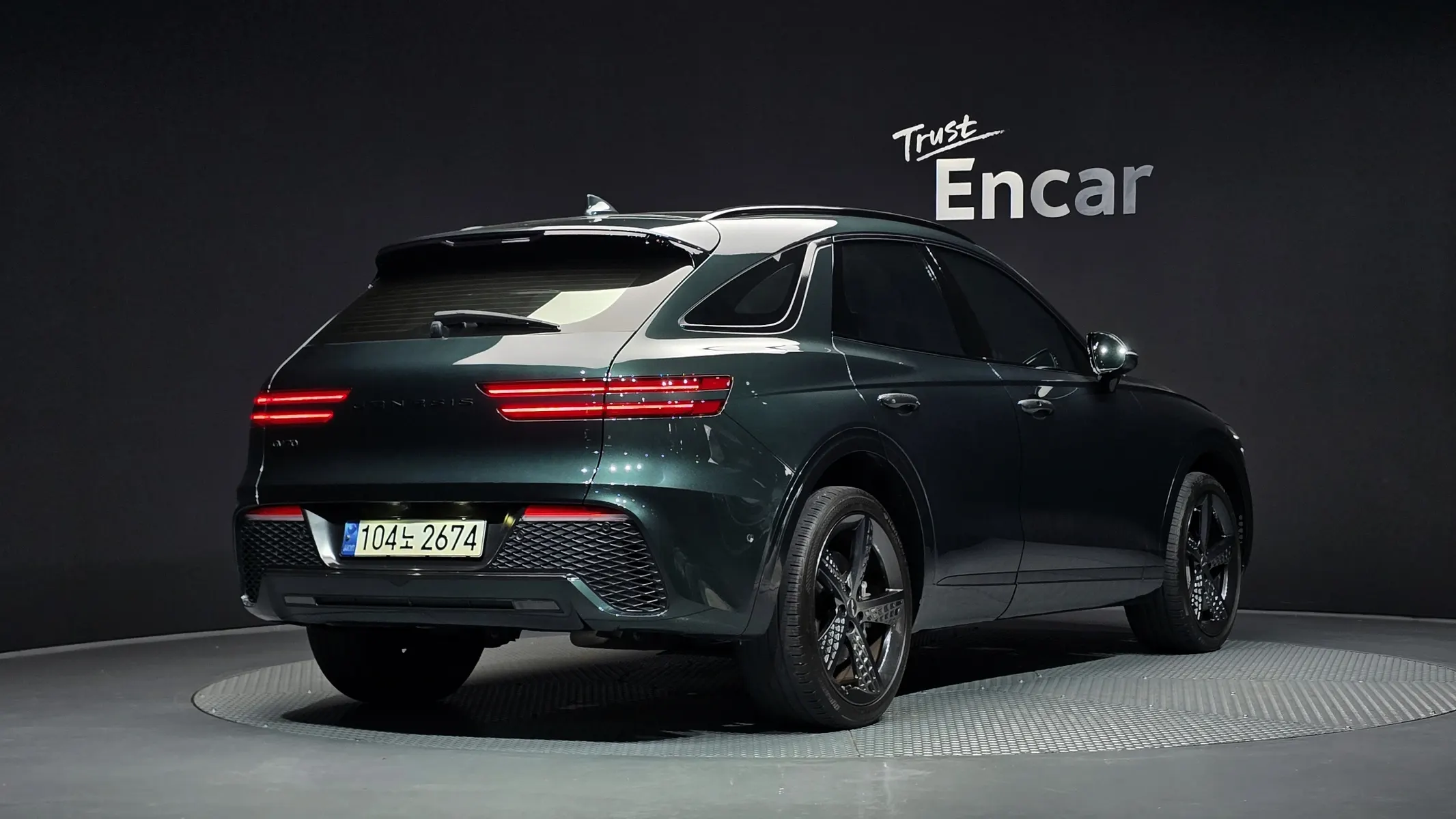 Genesis GV70 2.2 2WD 2021 2/36