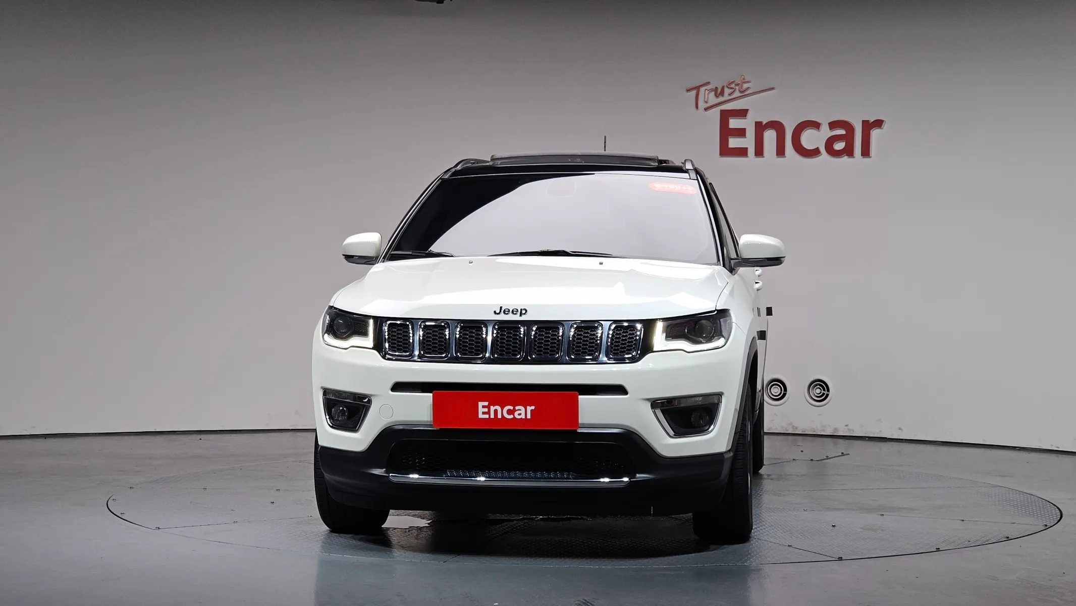 Jeep 2 2.4 AWD 2019 3/37
