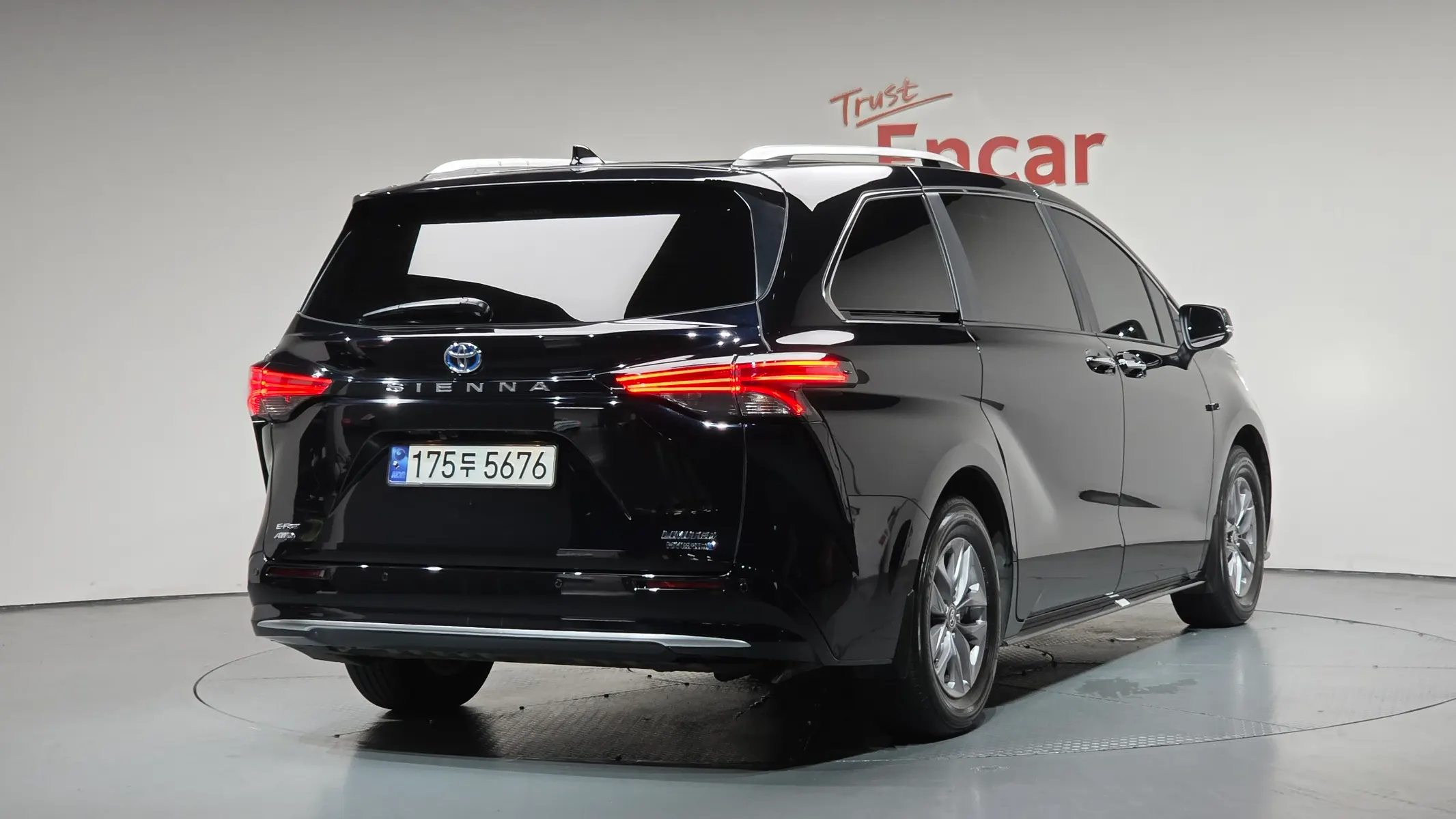 Toyota 4 2.5 AWD 2024 2/35