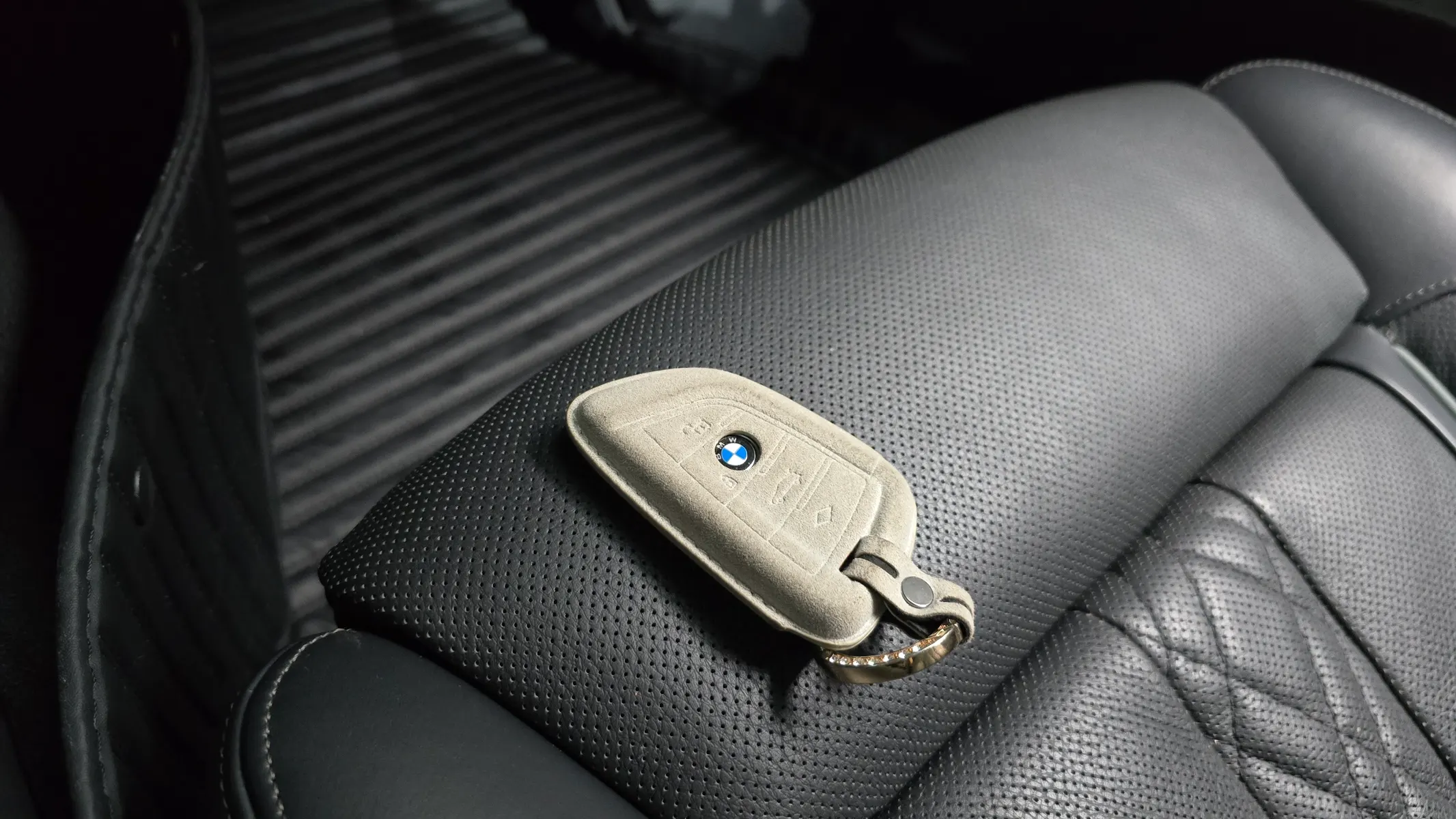 BMW 6 Series GT (G32) 630i xDrive M 2019 33/34
