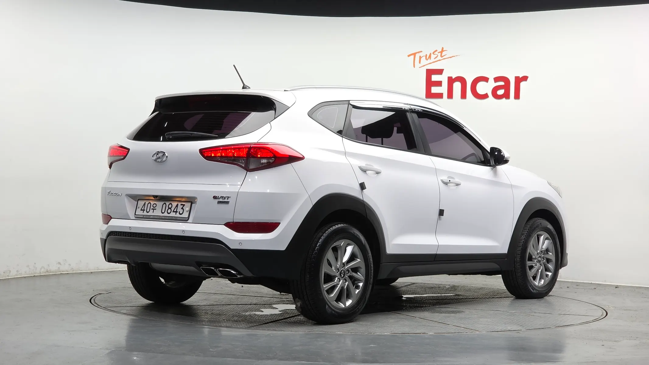 Hyundai Tucson 2.0 4WD 2015 2/32