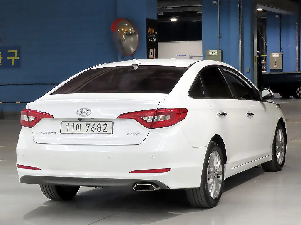 Hyundai LF 2.0 2015 2/21