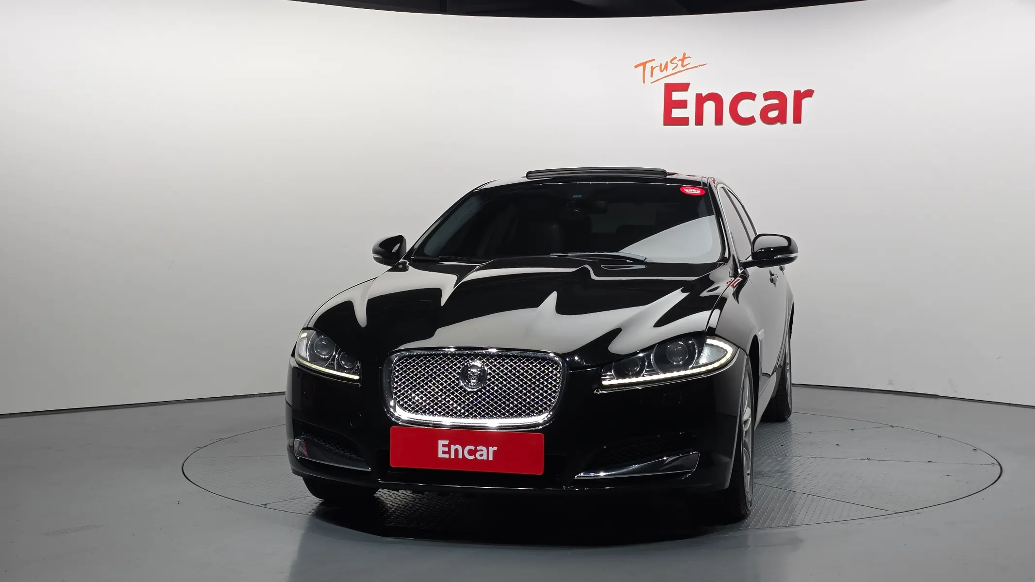 Jaguar New XF 2.2D 2012 3/21