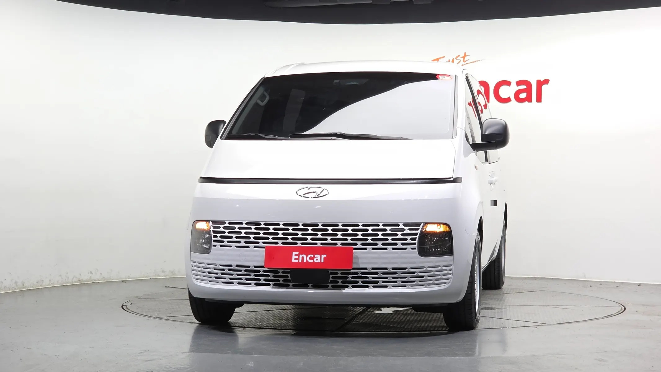 Hyundai Staria 5 2022 3/31