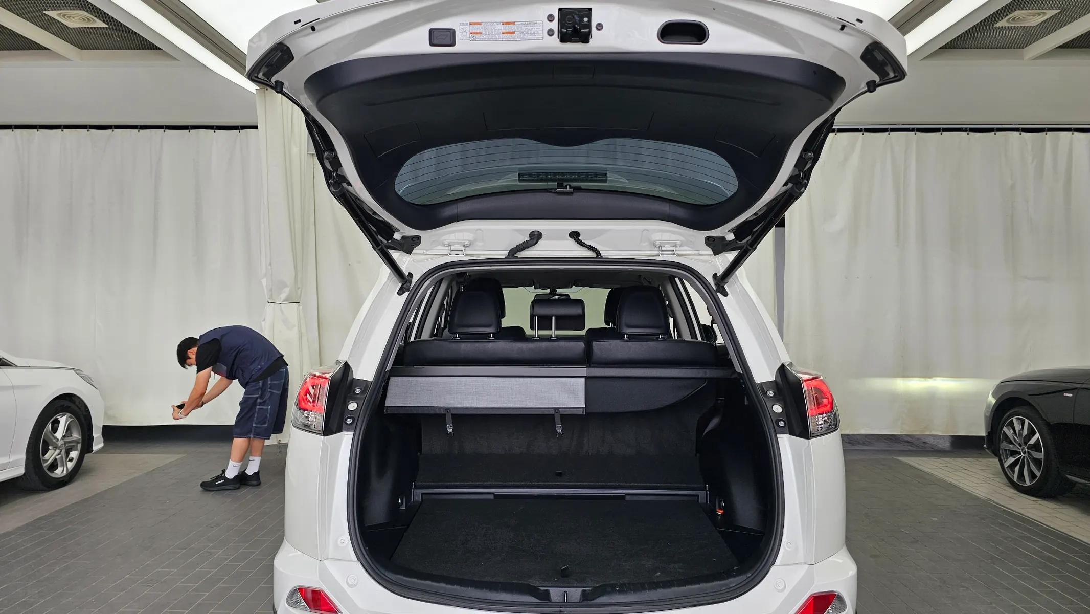 Toyota RAV4 2.5 4WD 2017 20/21