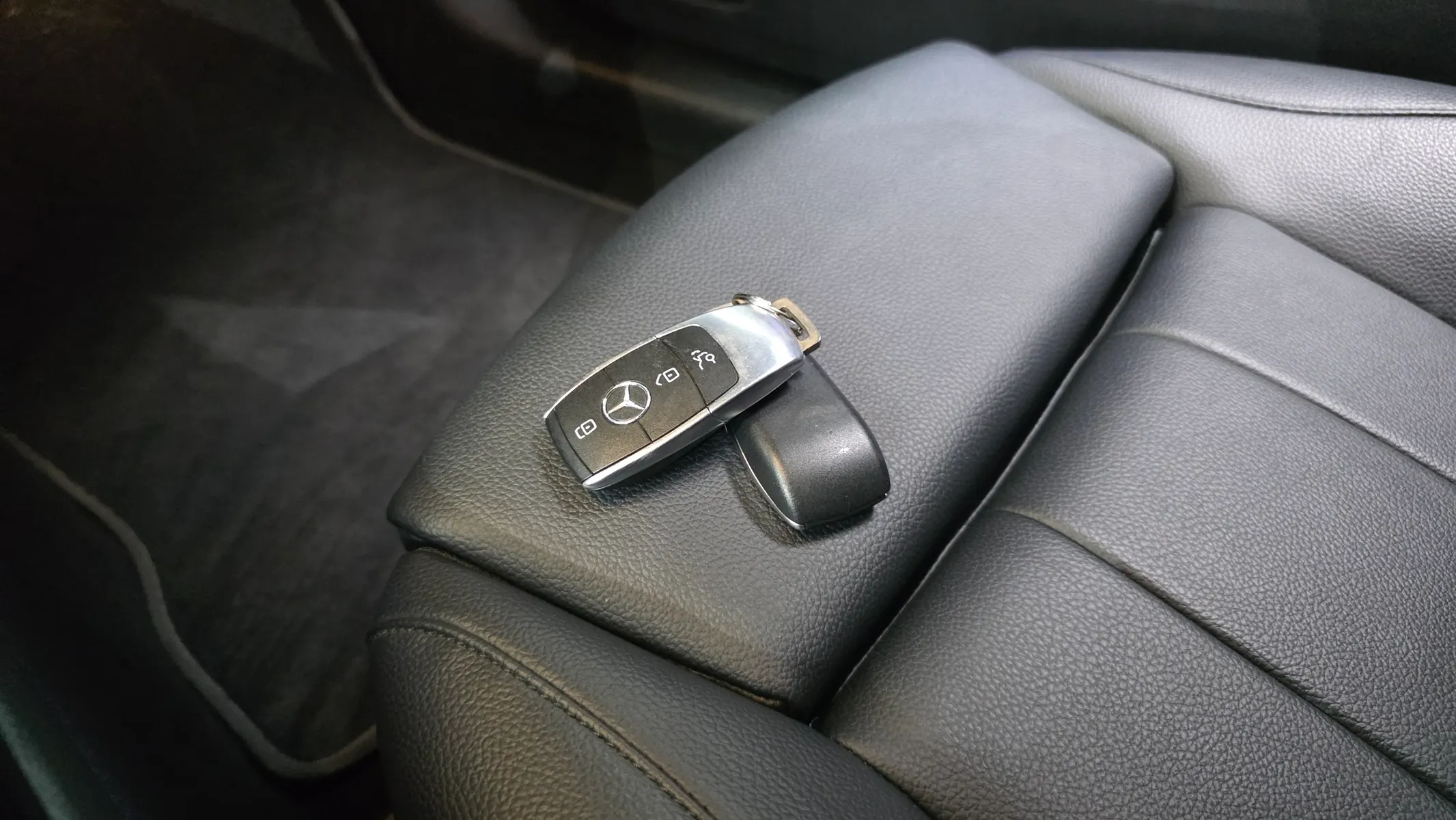 Mercedes-Benz A-Class W177 A200d 2021 30/31