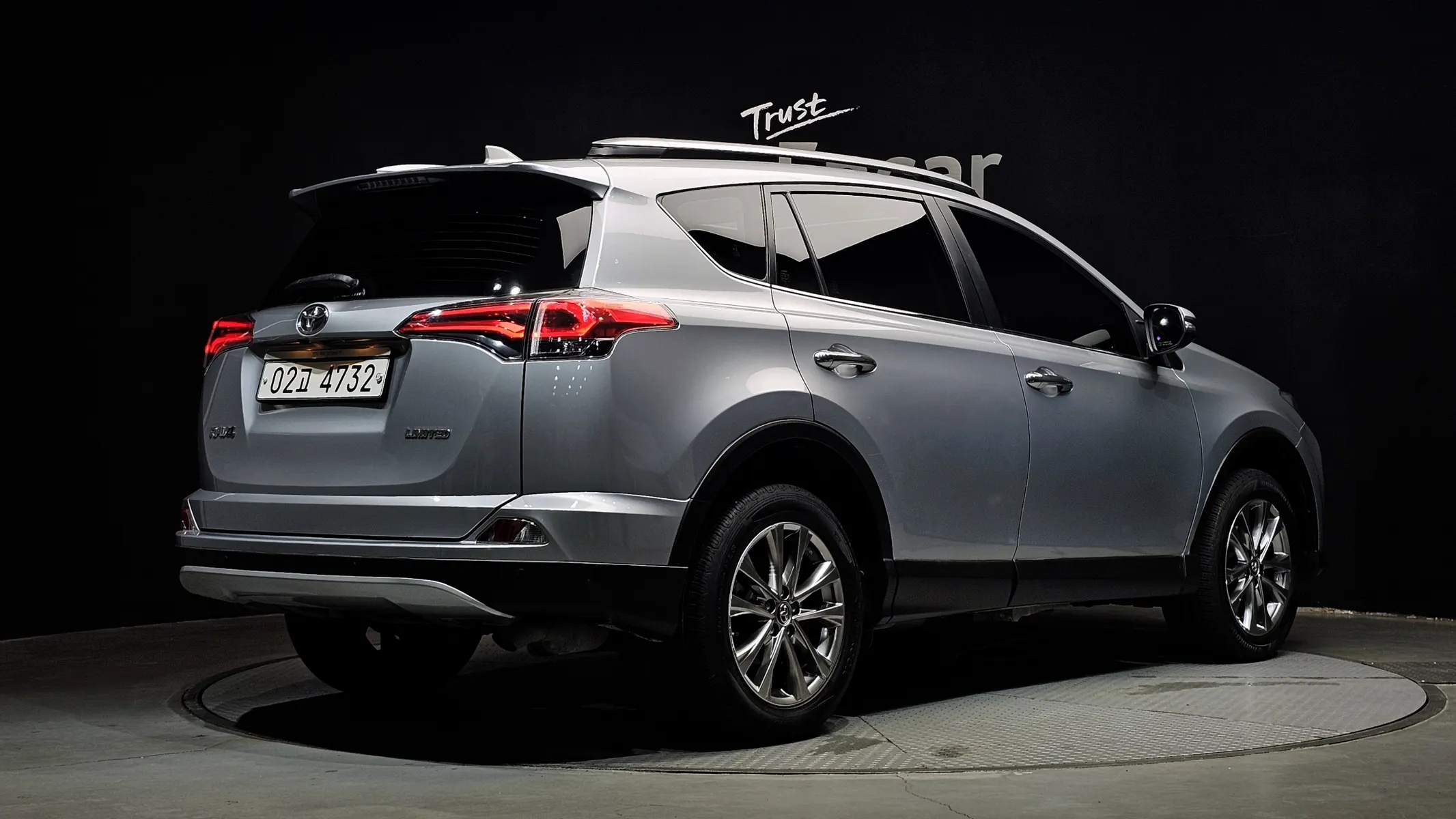 Toyota RAV4 2.5 2WD 2018 2/31