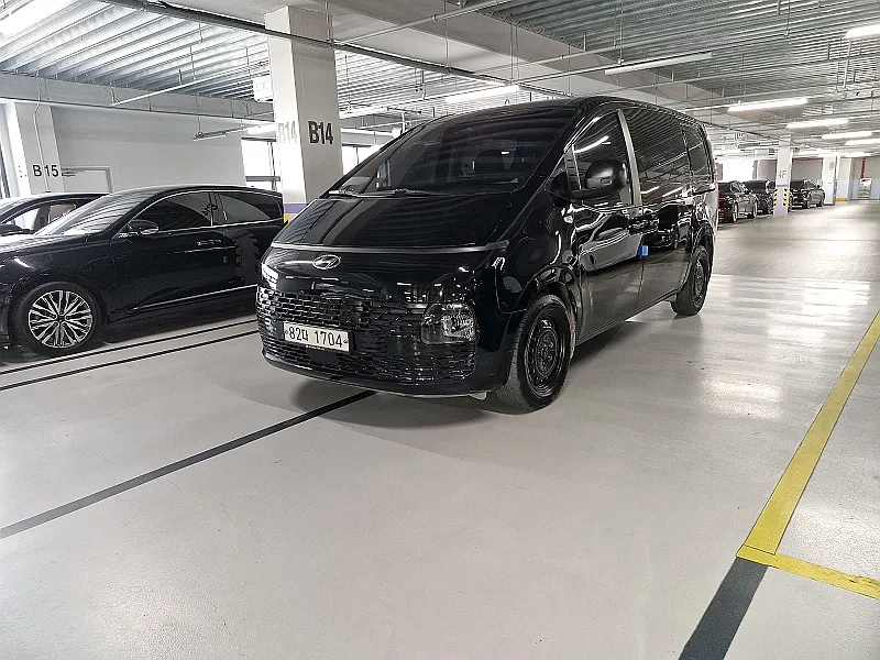 Hyundai Staria 5 2021 3/21