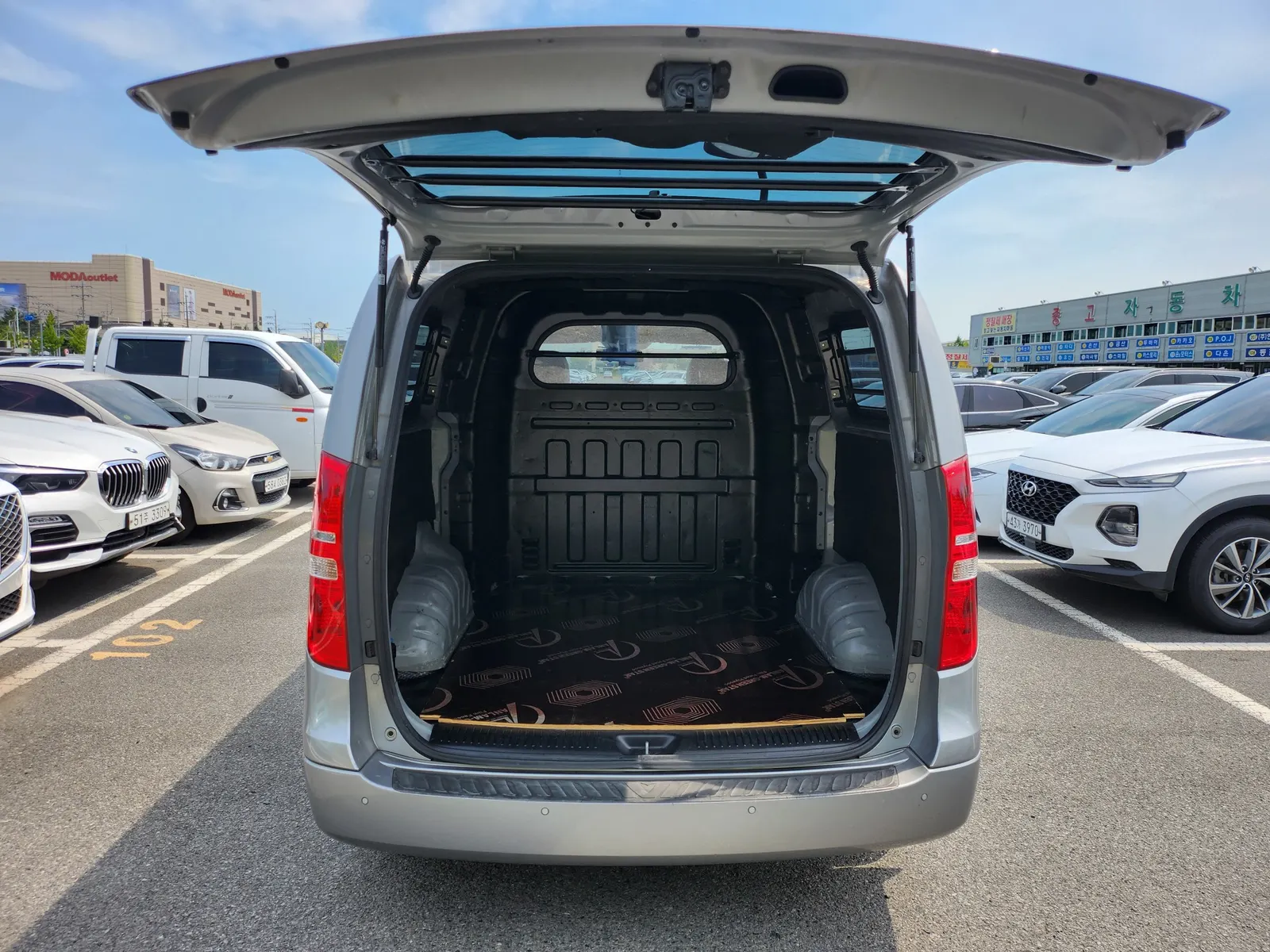 Hyundai 그랜드 스타렉스 5 2020 14/15