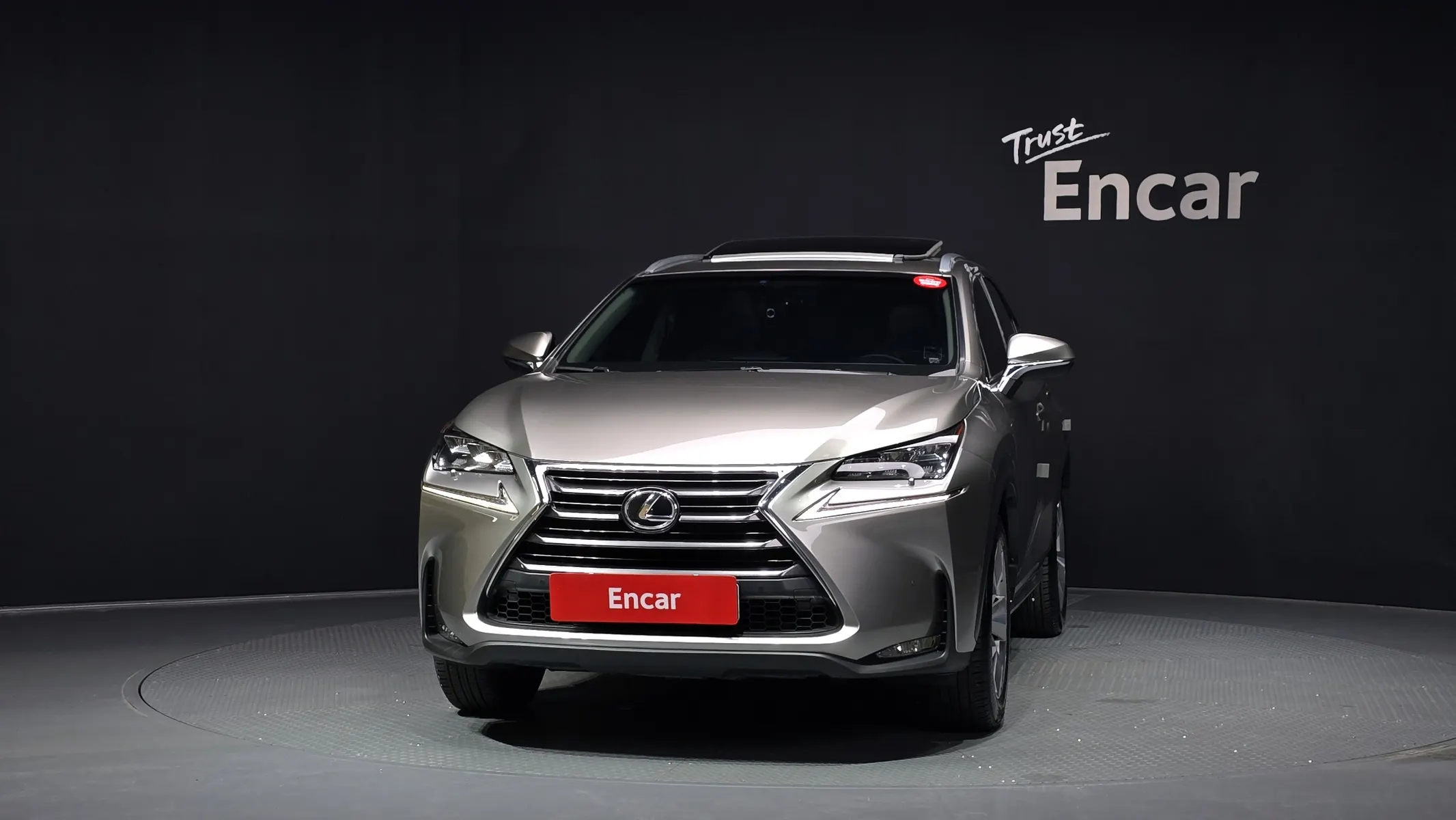 Lexus NX200t 2015 3/36