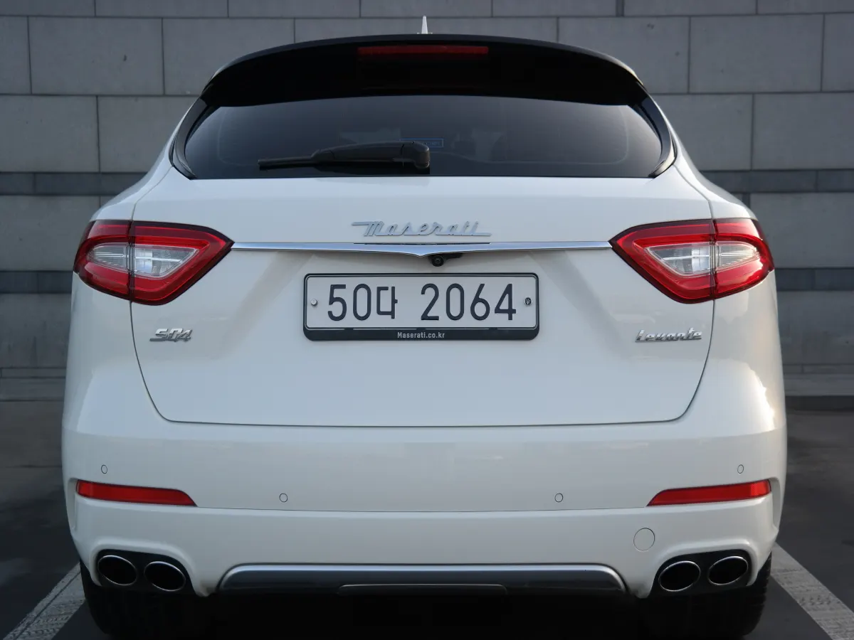 Maserati 르반떼 3.0 AWD 2018 3/21