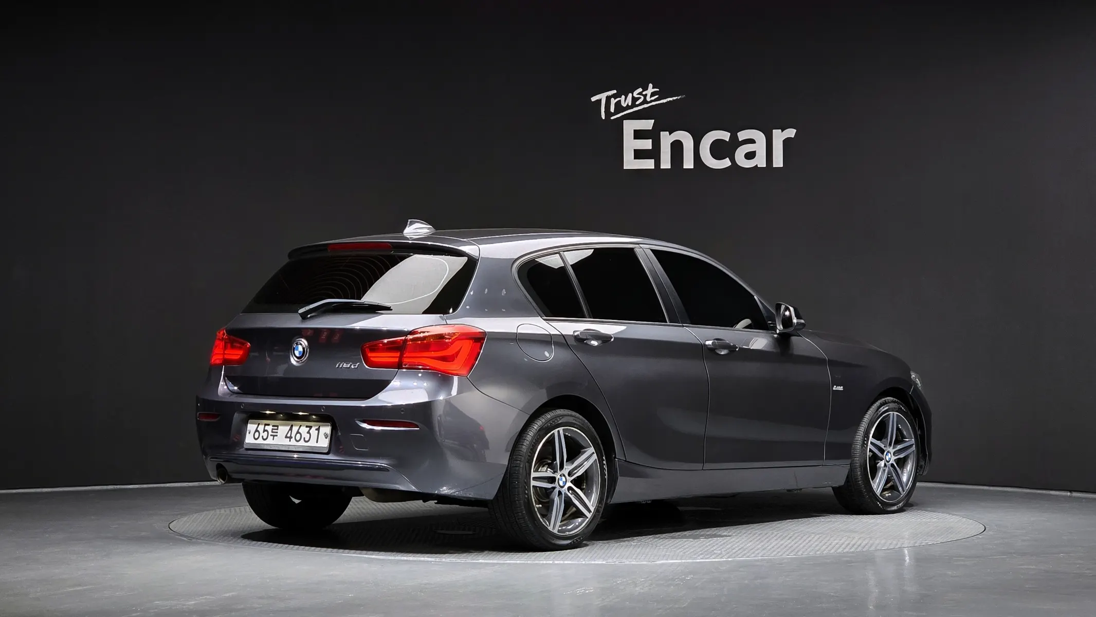 BMW 1 Series (F20) 118d 5 2017 2/21