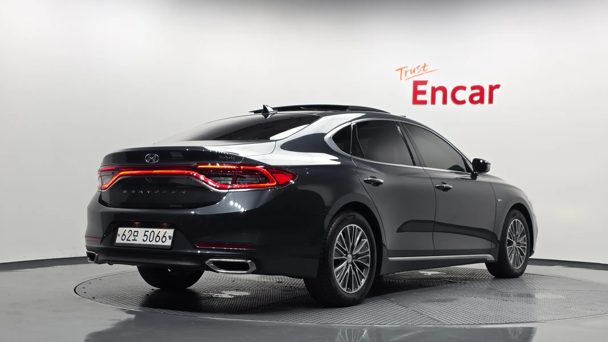 Hyundai IG 2017 2/35