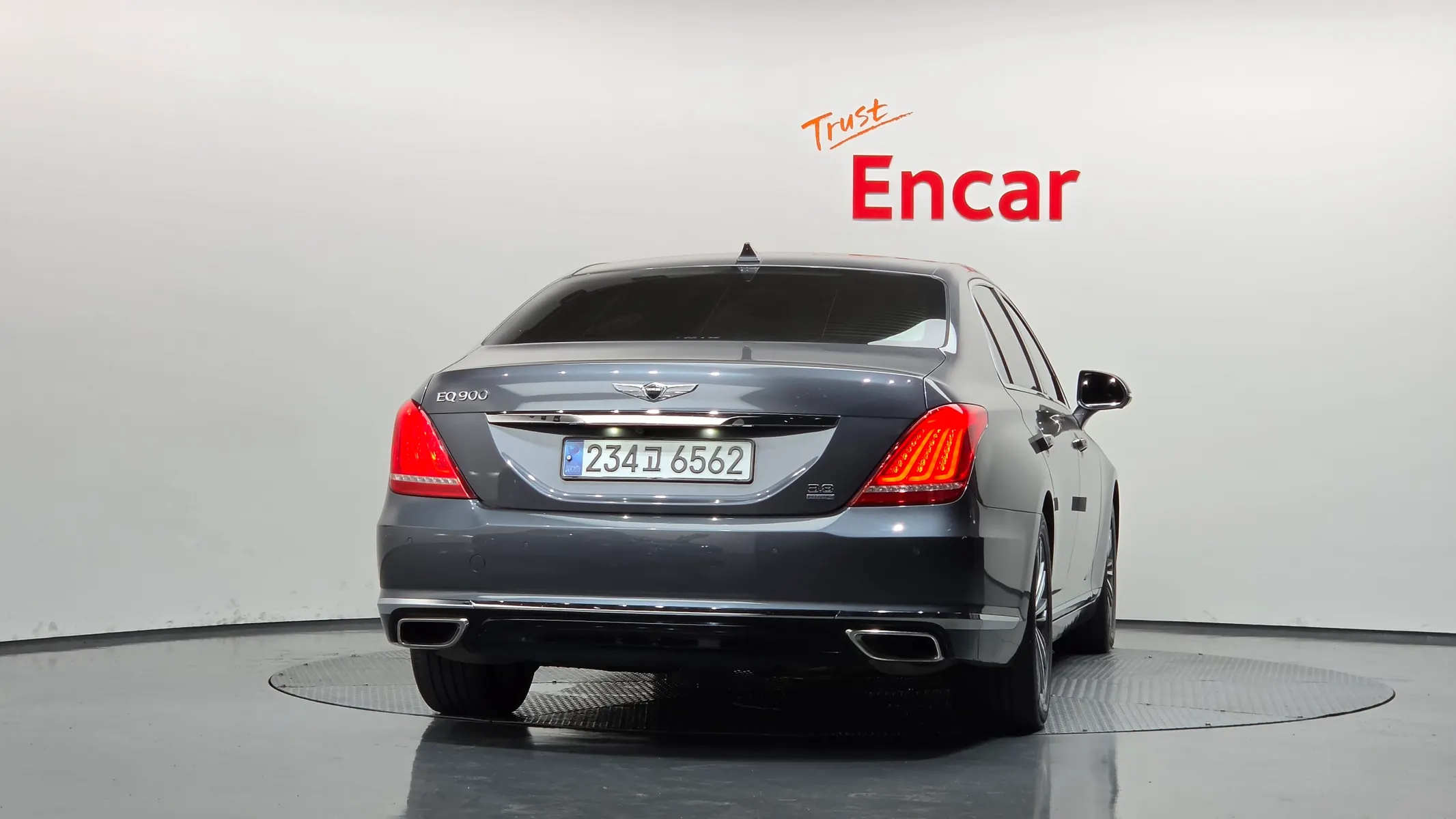 Genesis EQ900 3.8 GDI AWD 2016 3/5