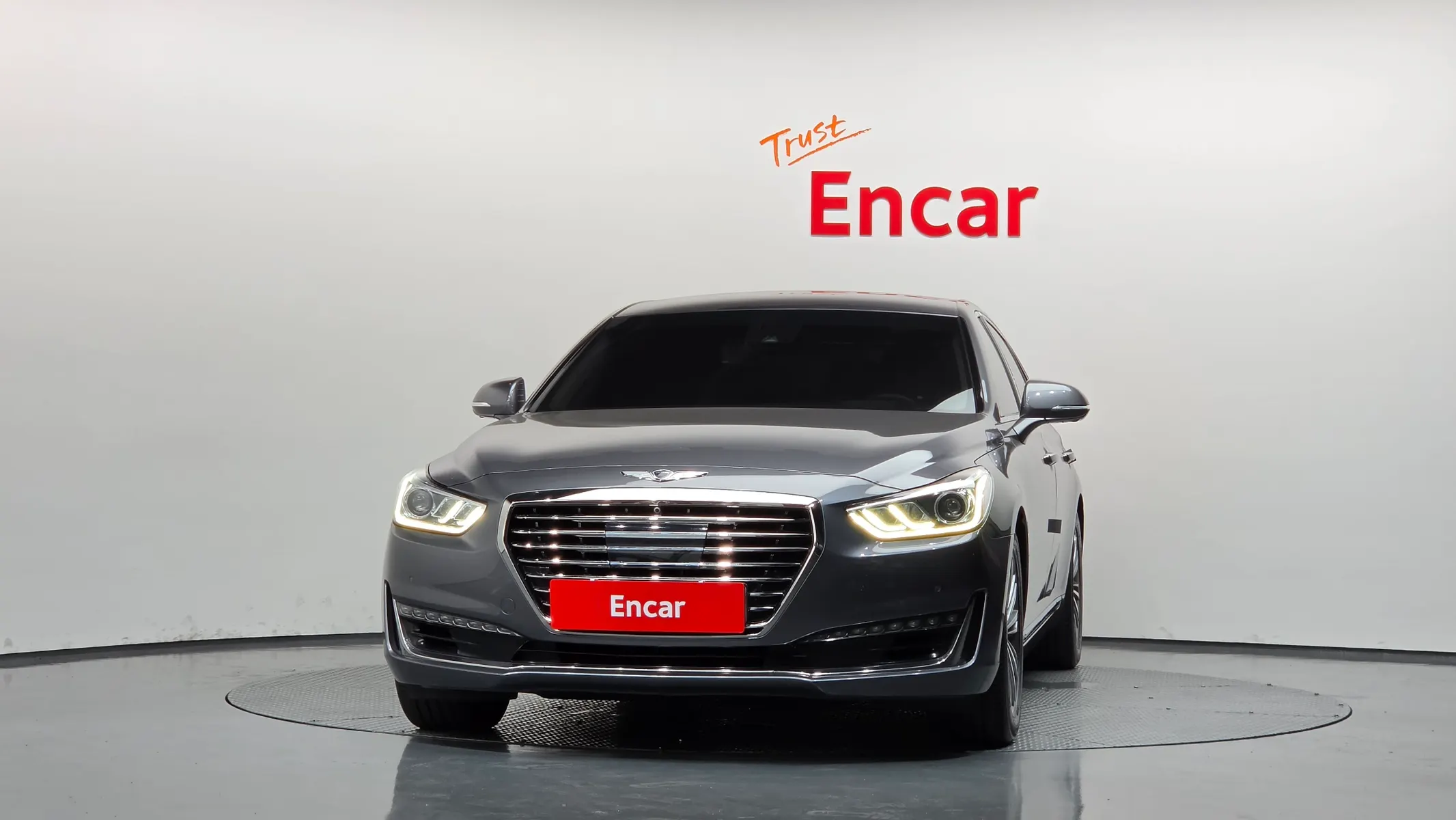 Genesis EQ900 3.8 GDI AWD 2016 2/5