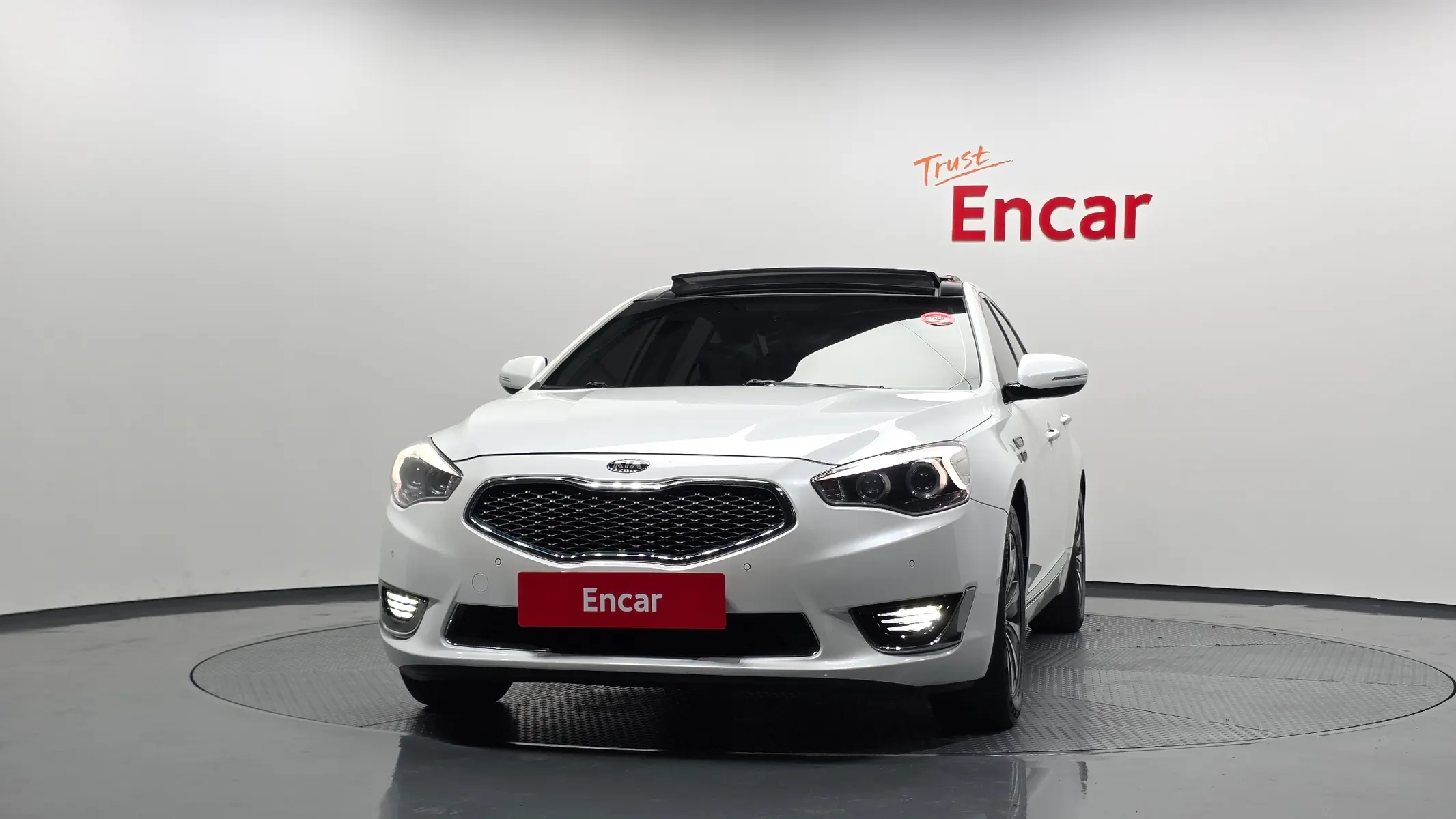 Kia K7 700h 2014 2/5