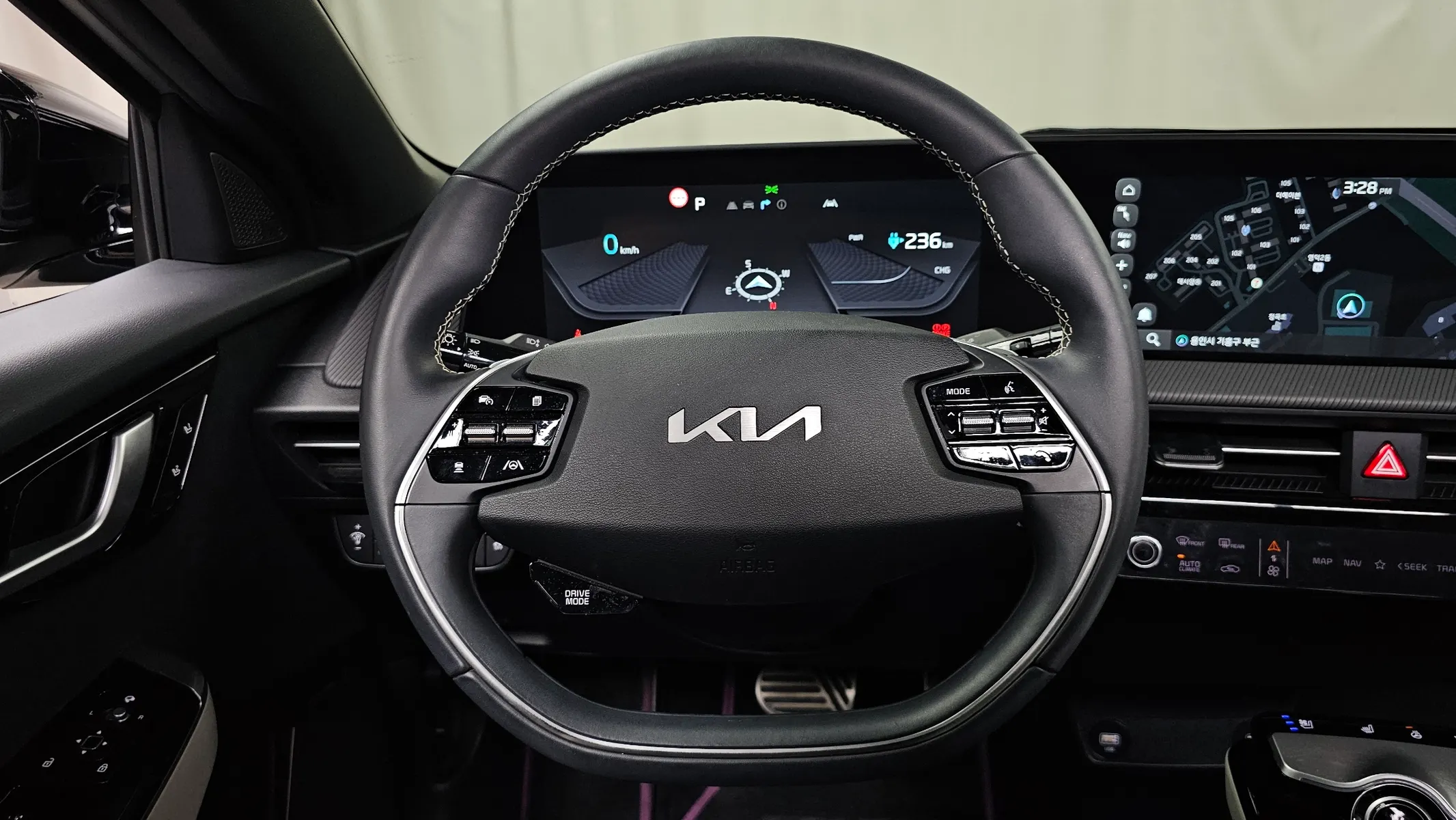 Kia EV6 2021 33/34