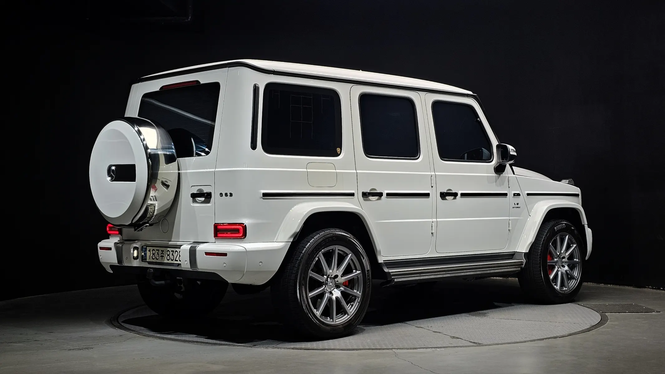 Mercedes-Benz G-Class W463b AMG G63 2021 2/33