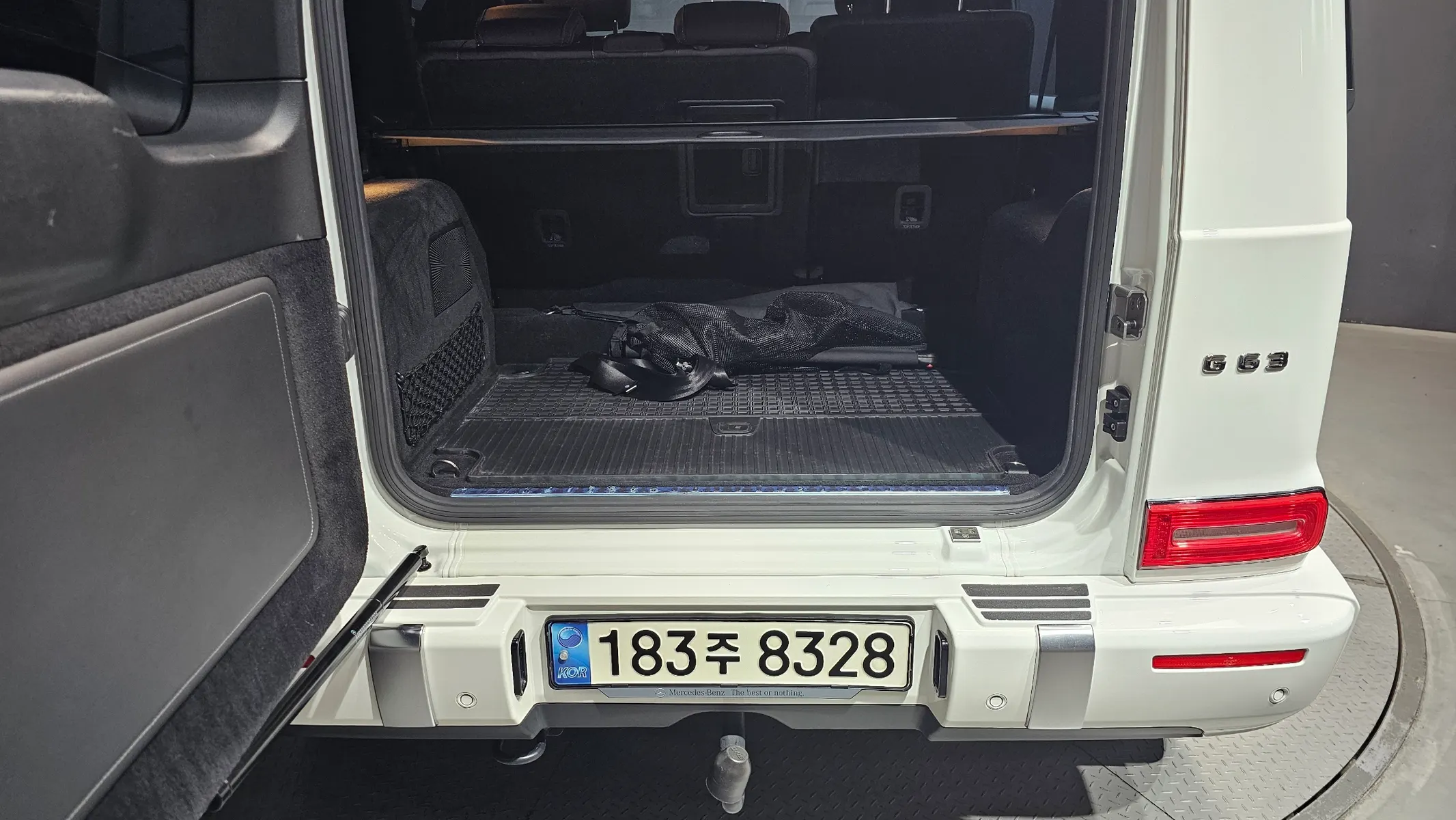 Mercedes-Benz G-Class W463b AMG G63 2021 32/33