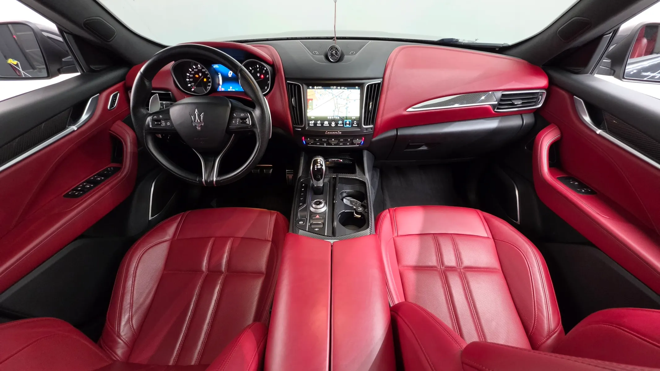 Maserati 르반떼 3.0 AWD 2018 4/5