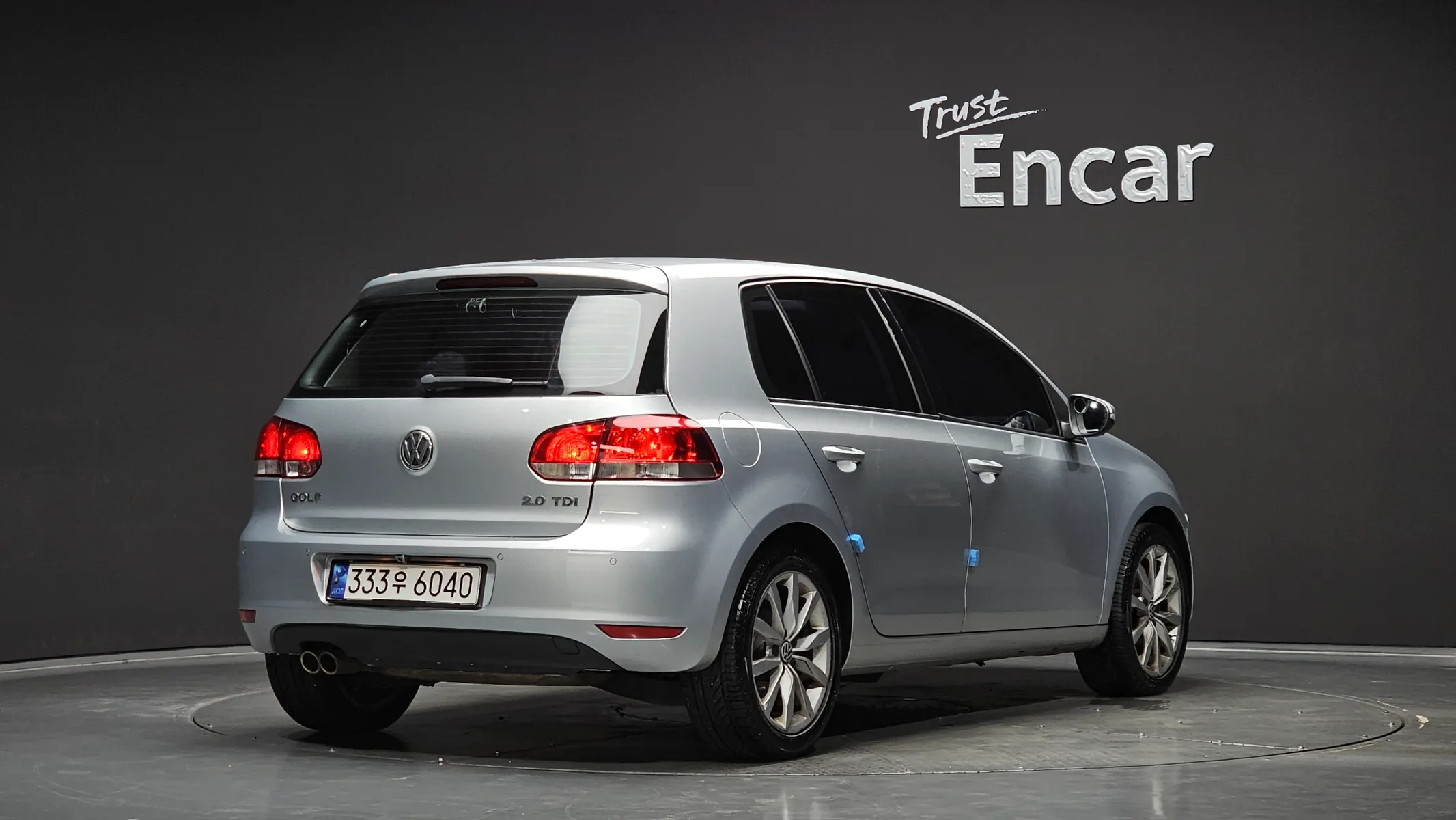 Volkswagen 6 2.0 TDI 2011 2/21