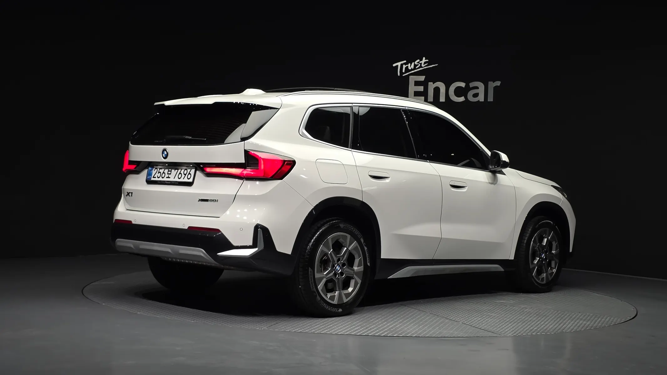 BMW X1 (U11) xDrive 20i xLine 2025 2/32